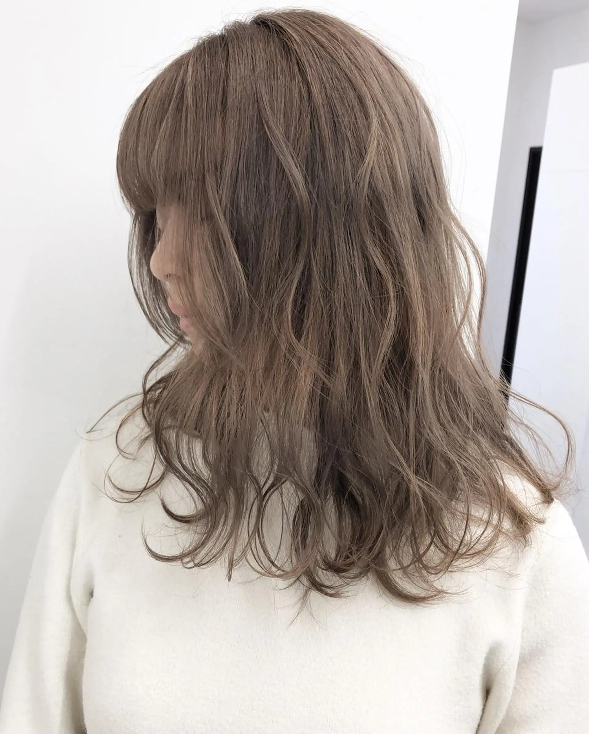 ミディアム カラー パーマ 【公式】amble luxe池袋東口🩷のヘアスタイル