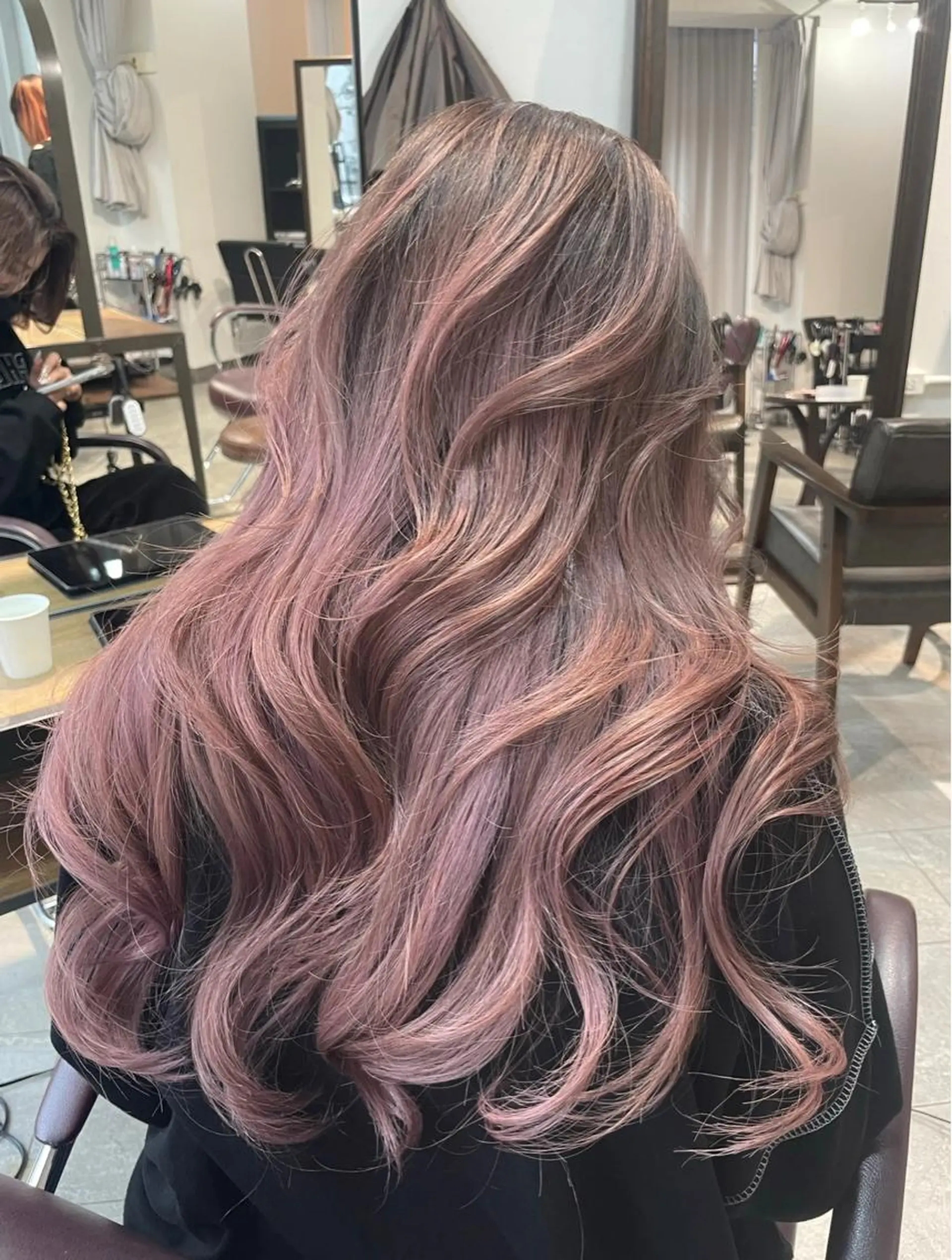 ロング カラー ヘアアレンジ カット ヘアカラー 🌹TikTok４万 ﾌｫﾛﾜｰ🌹AKIのヘアスタイル