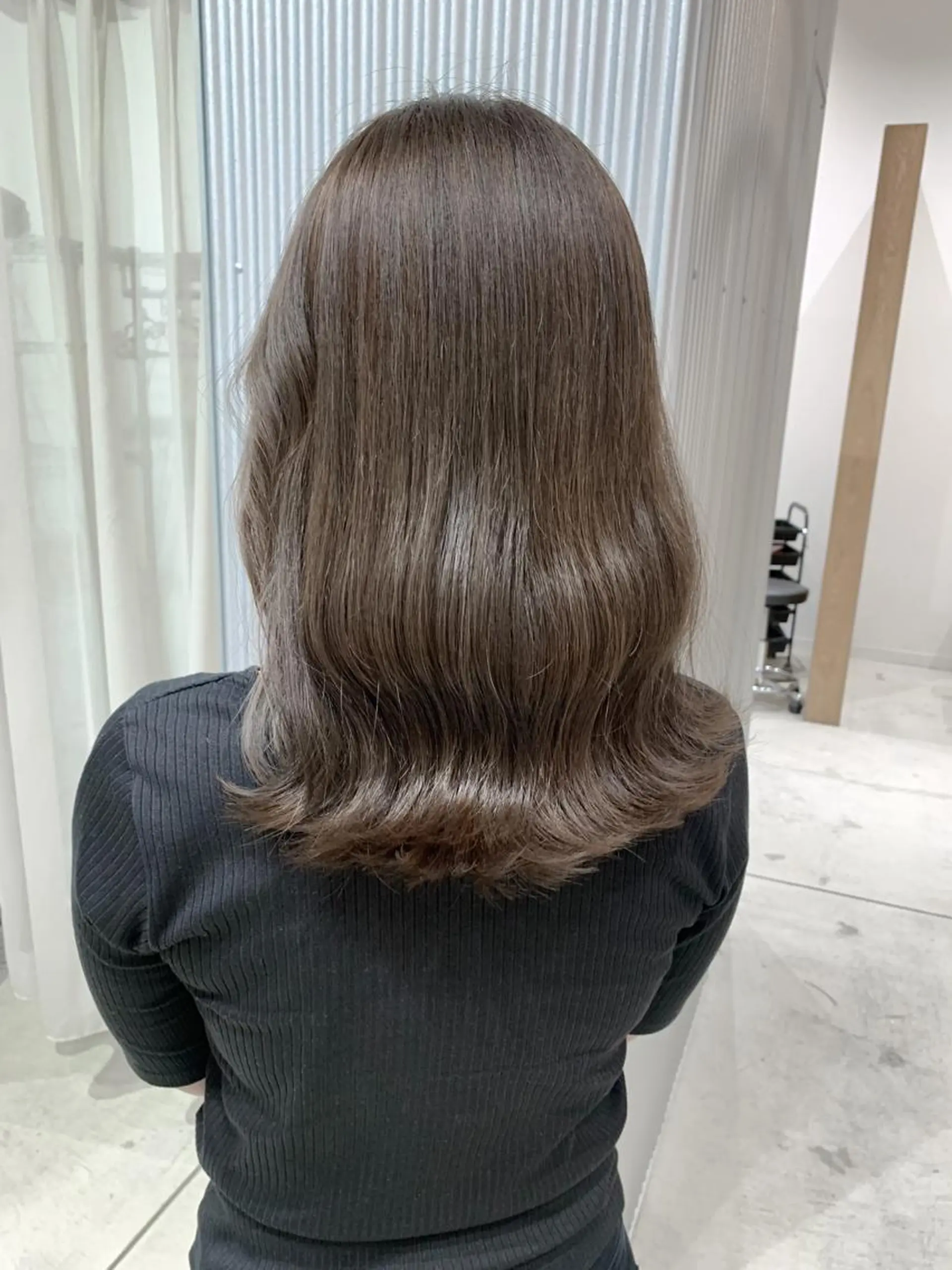 ミディアム カラー ヘアアレンジ ヘアカラー トリートメント yuka .のヘアスタイル