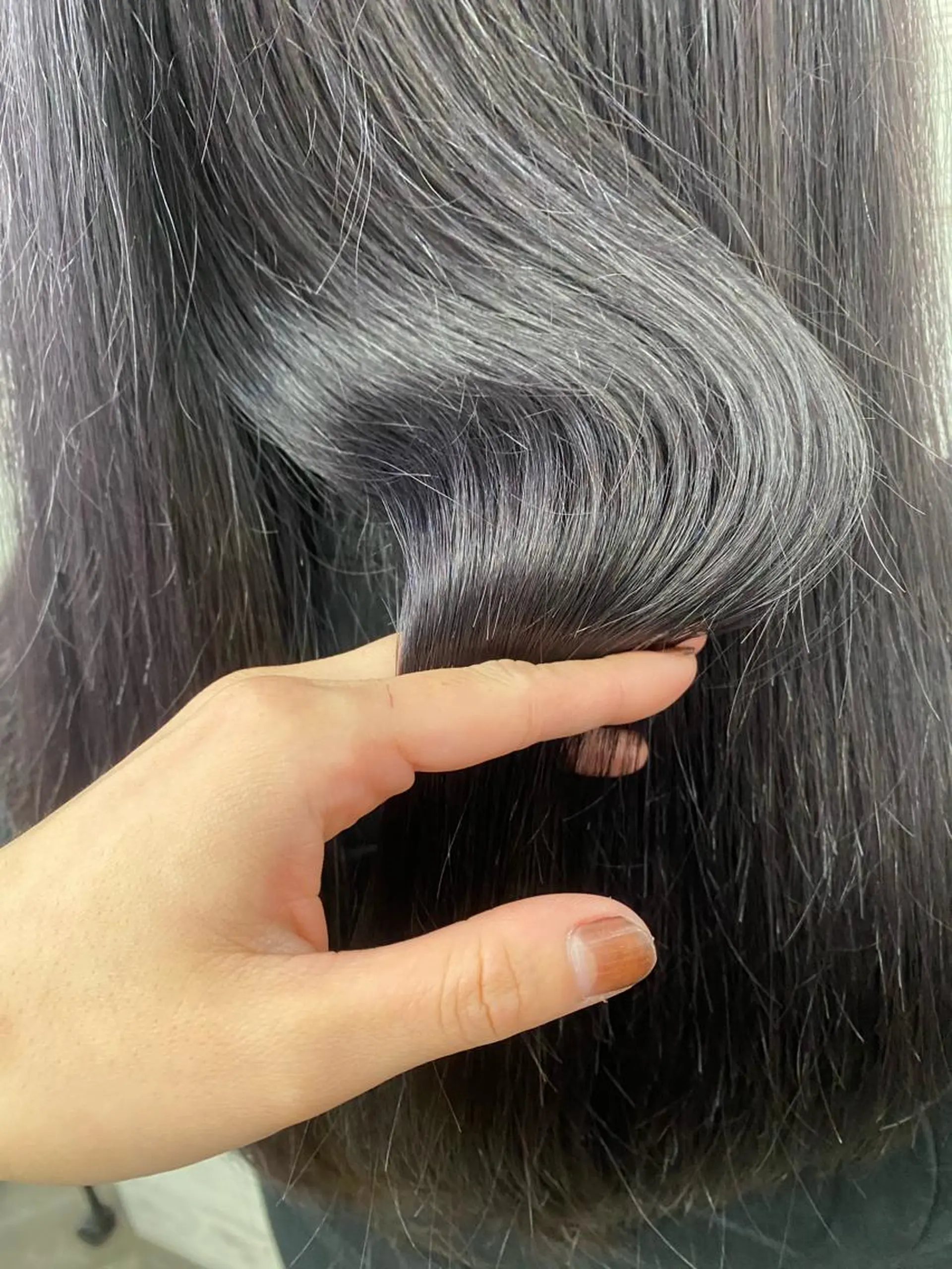 ミディアム カラー ヘアアレンジ ショートボブ 編み込みエクステ シールエクステ ミディアムパーマ バレイヤージュ LAVENDIA 初音のヘアスタイル