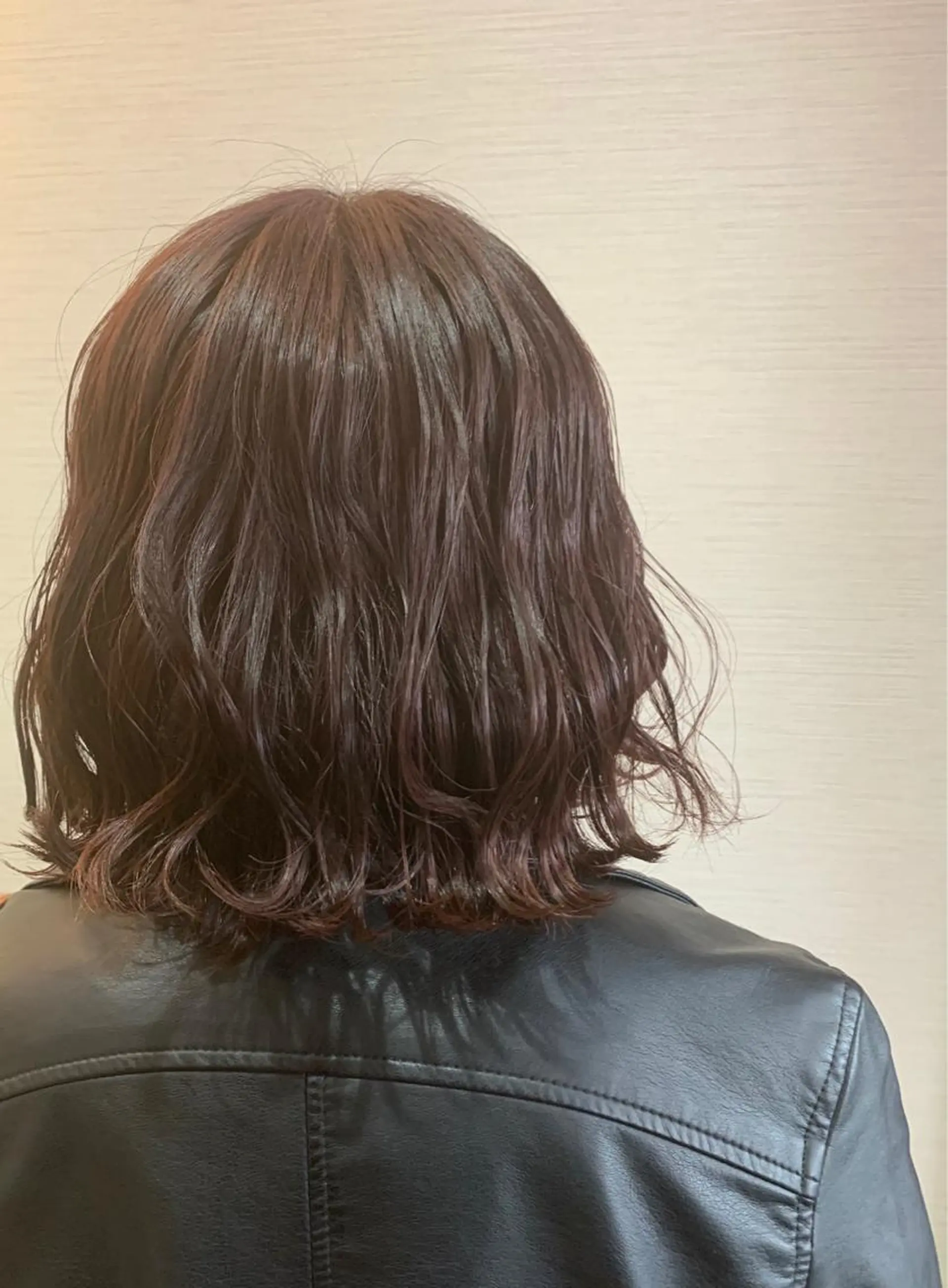 ショート カラー 蓮見  友里のヘアスタイル