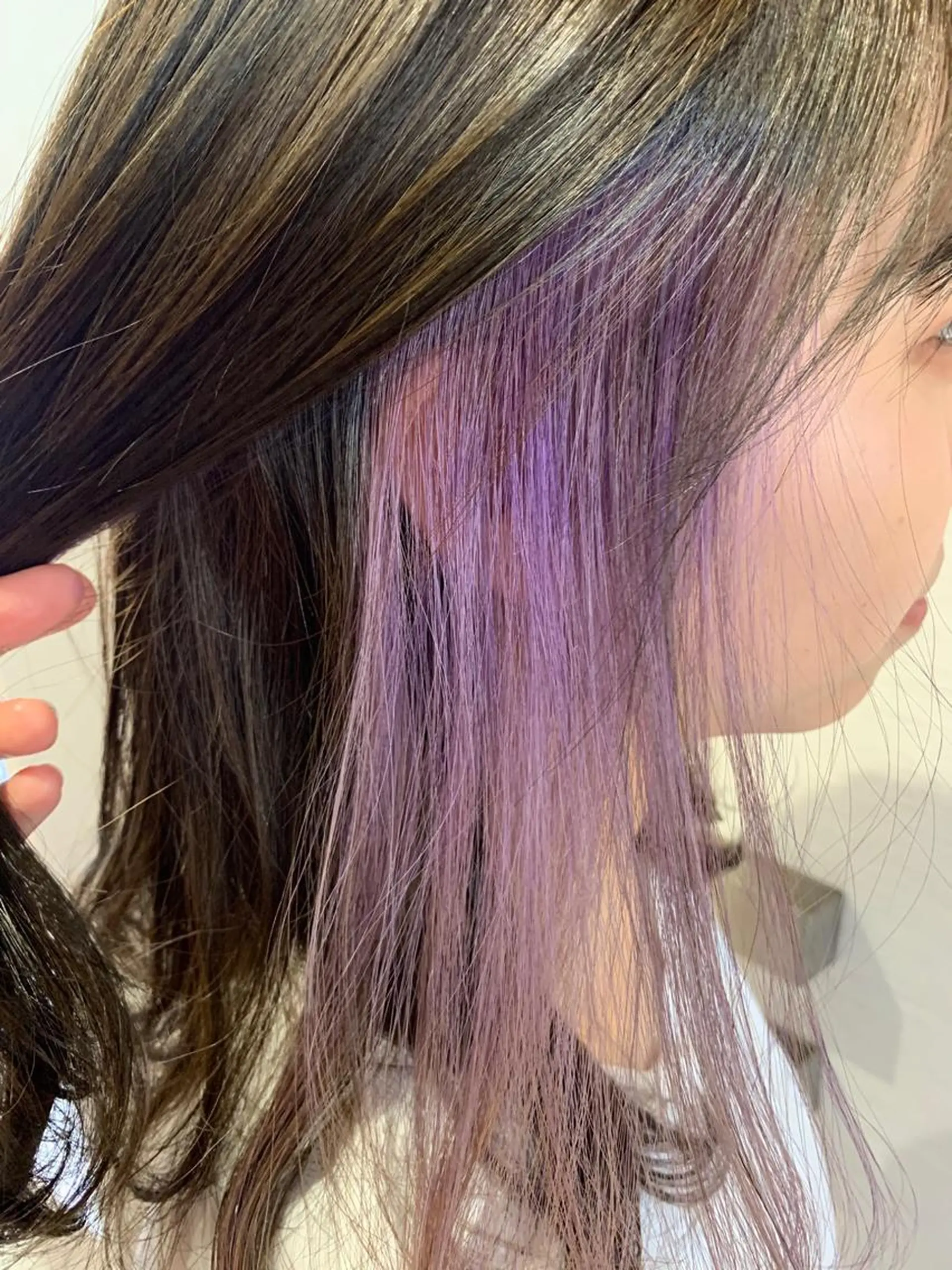 ミディアム カラー 蓮見  友里のヘアスタイル