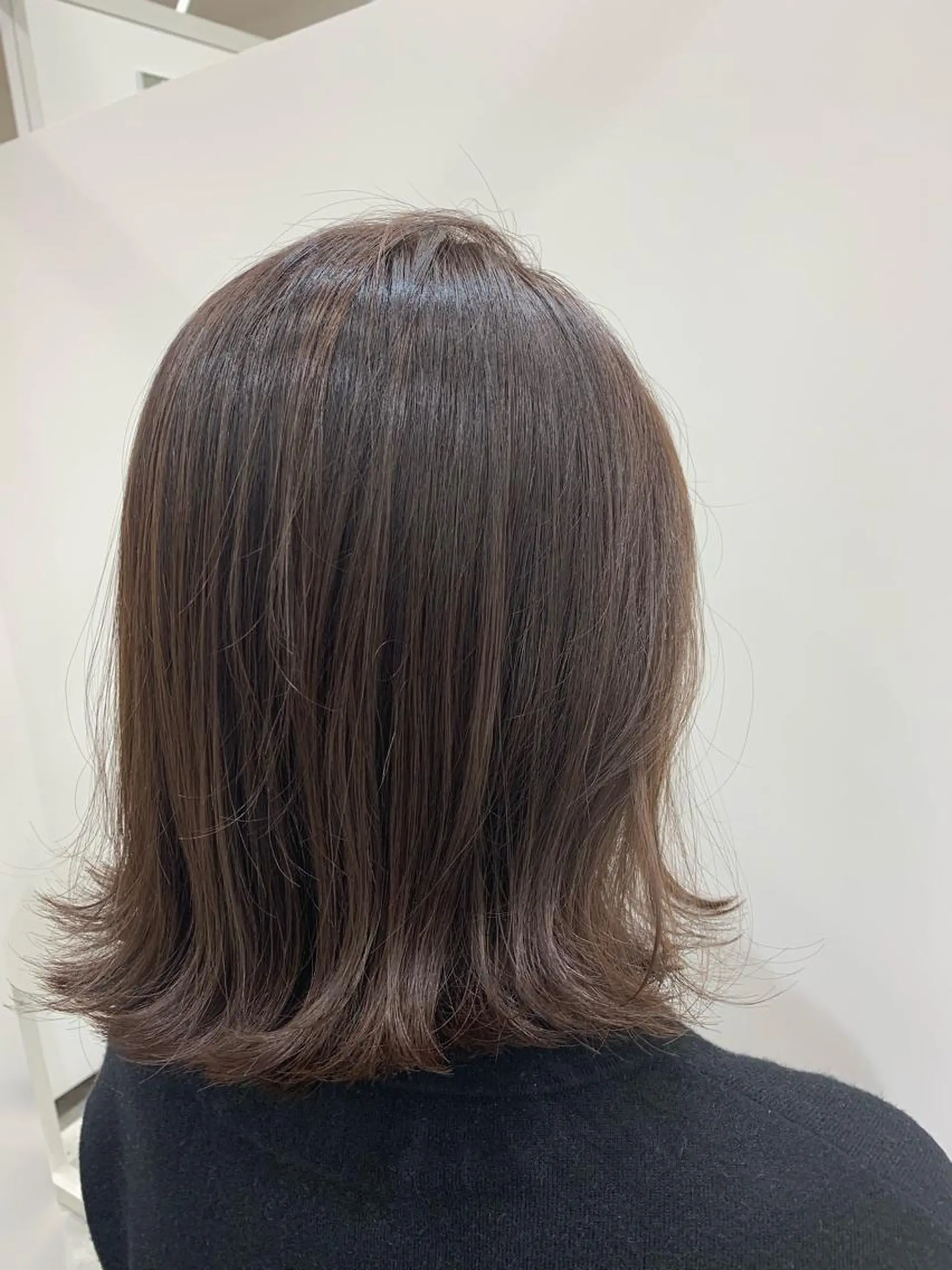 ミディアム カラー Adachi Fujikoのヘアスタイル