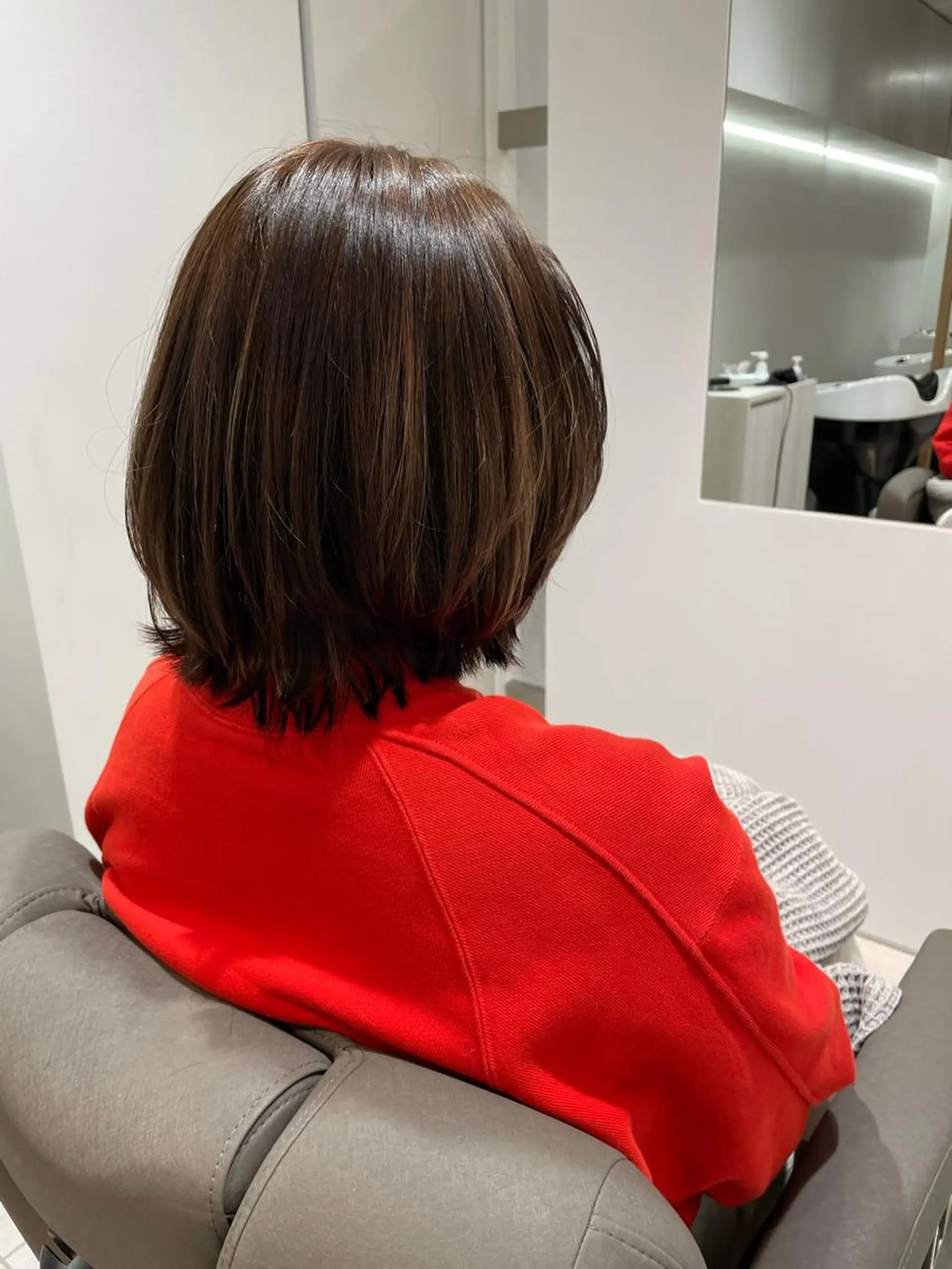 ショート ショートレイヤー レイヤーカット ショートヘア 太田ありさ クリーミーヘアカラーのヘアスタイル