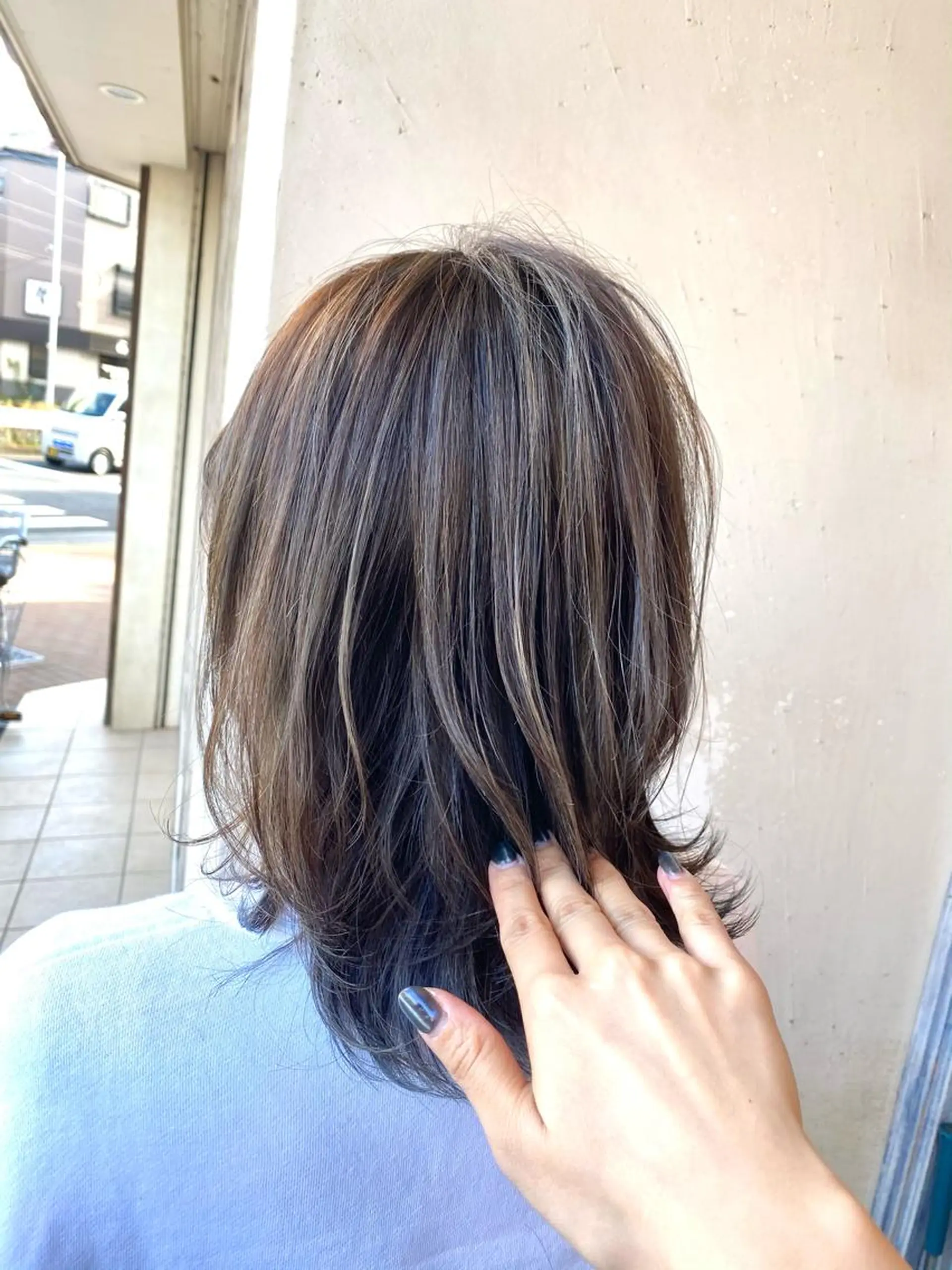 ミディアム カラー 森 早希絵のヘアスタイル