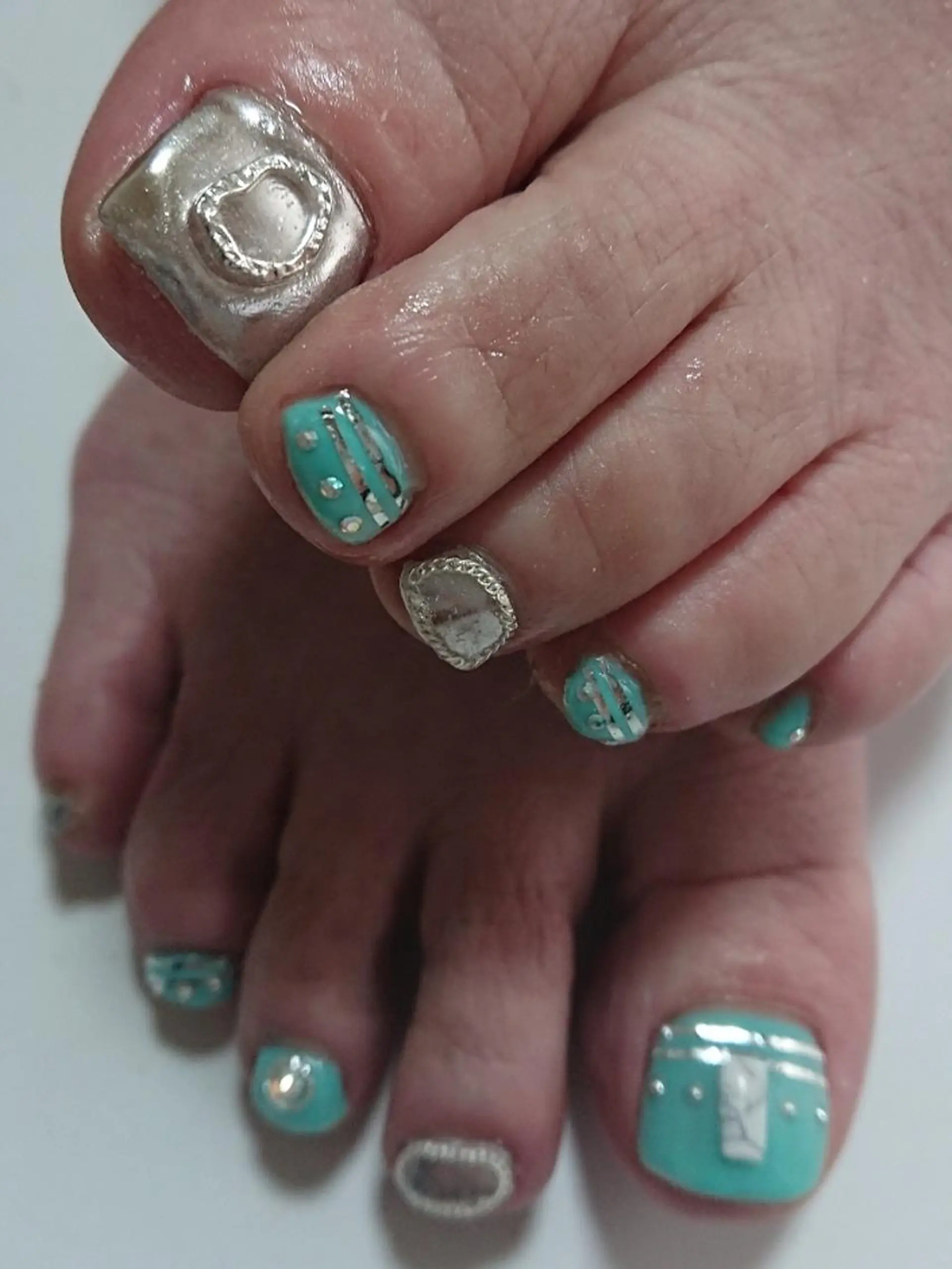 ネイル QULEONAIL所属・大城 裕麻のネイルデザイン