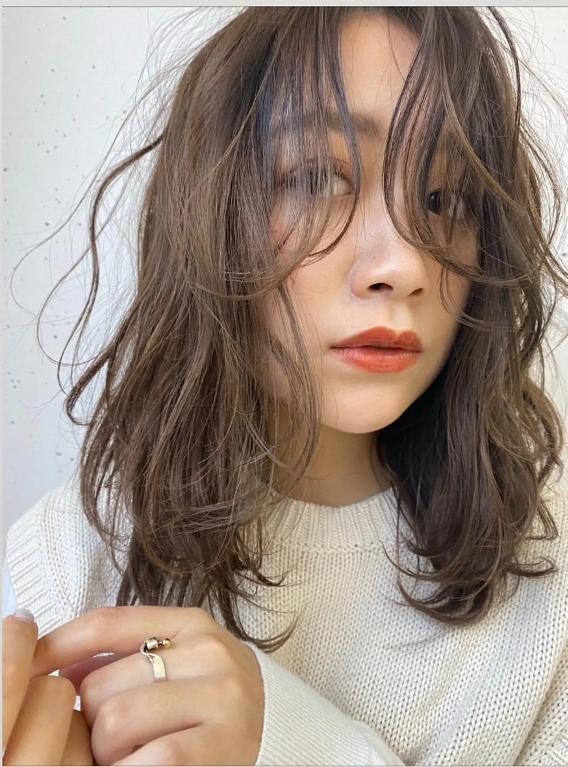 ミディアム 顔周りの垢抜けヘア 立山あいりのヘアスタイル