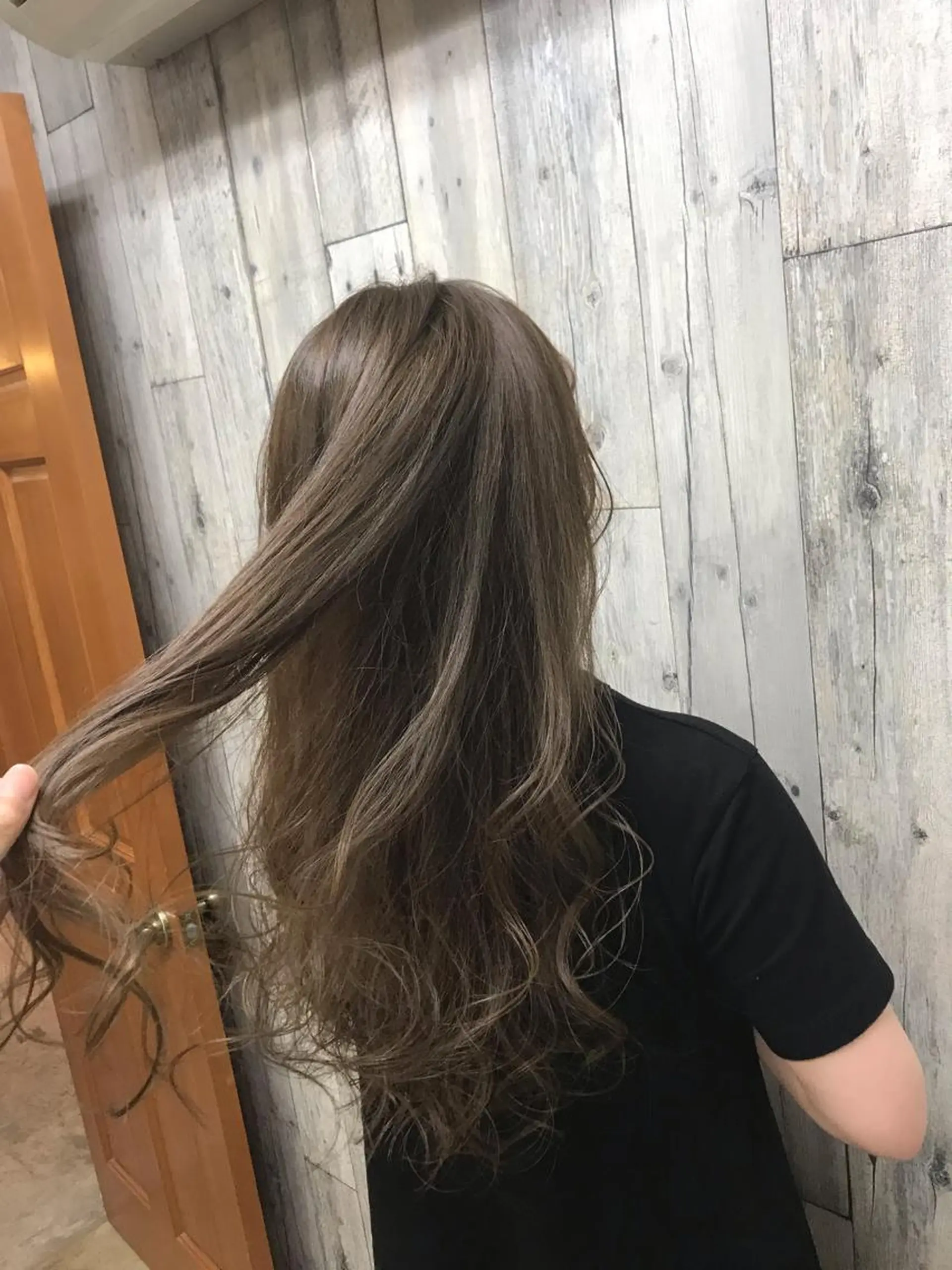 ロング カラー パーマ ヘアアレンジ メンズ キッズ 透明感カラー グレージュ Forest. -髪質改善-のヘアスタイル