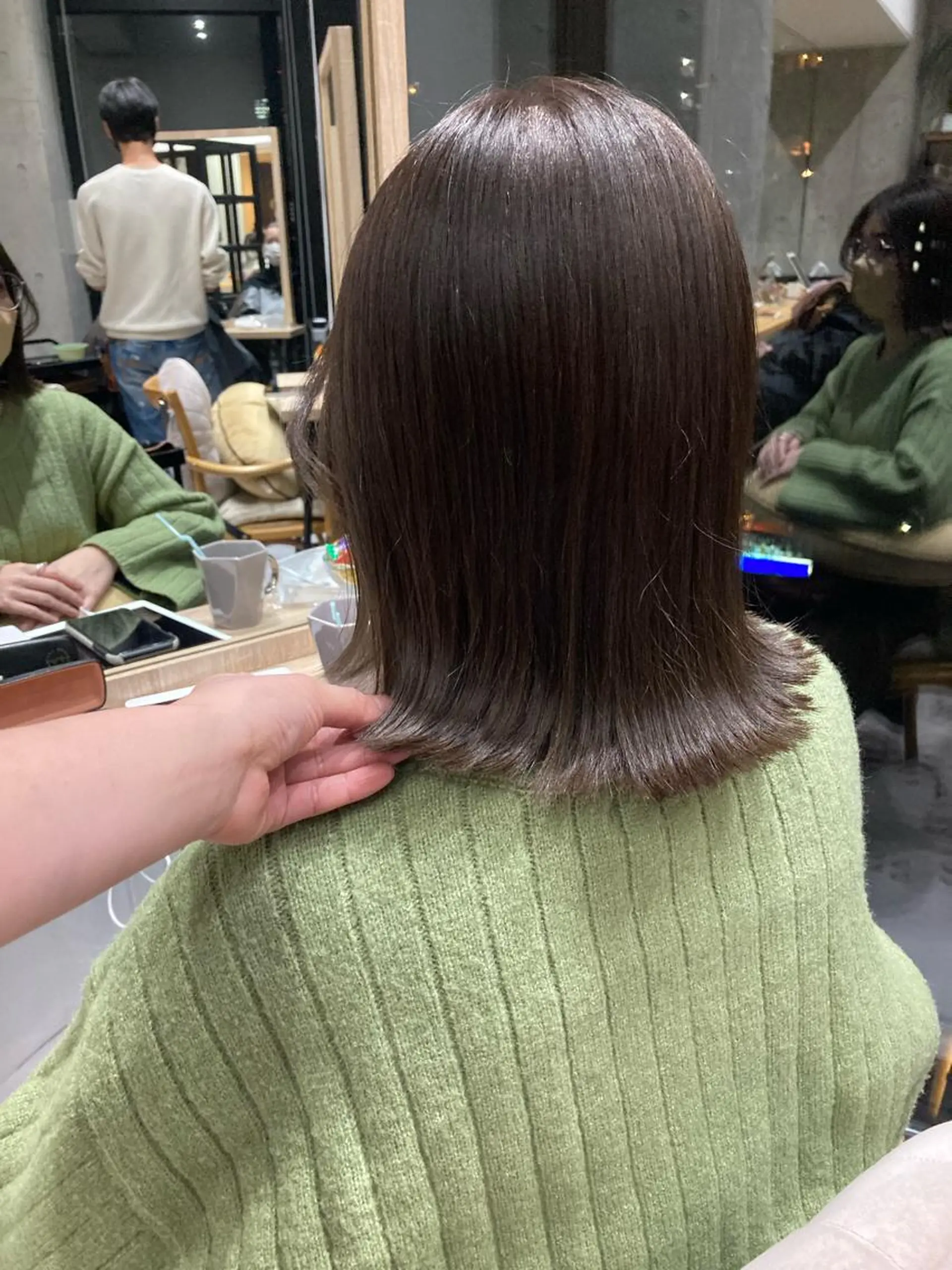 ミディアム ✨色持ちの良い艶 カラー✨蟹江真世のヘアスタイル