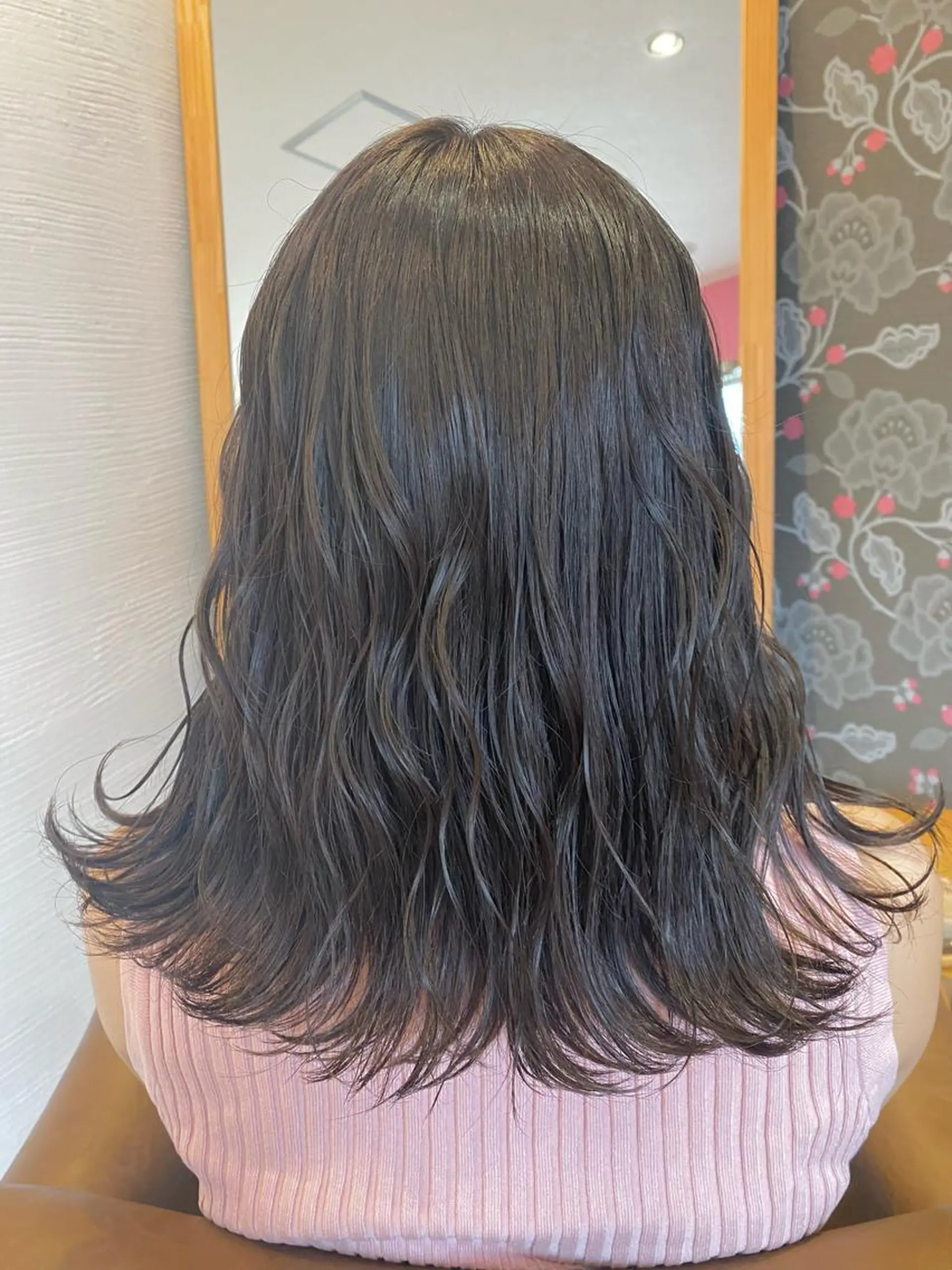 セミロング カラー ヘアアレンジ Design Color🐰アユミのヘアスタイル