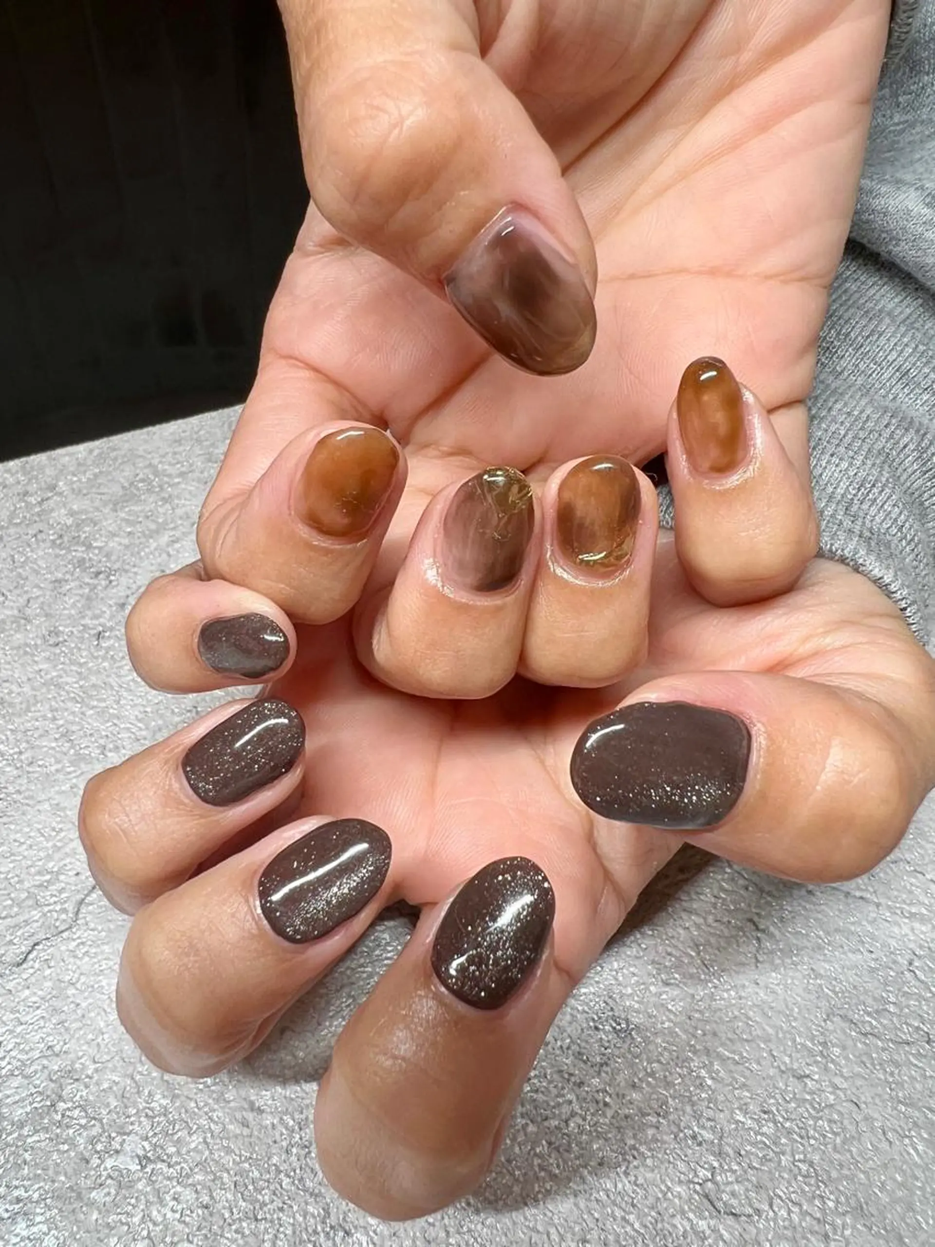 ネイル マグネットネイル ニュアンスネイル ハンドネイル salon Lilyのネイルデザイン