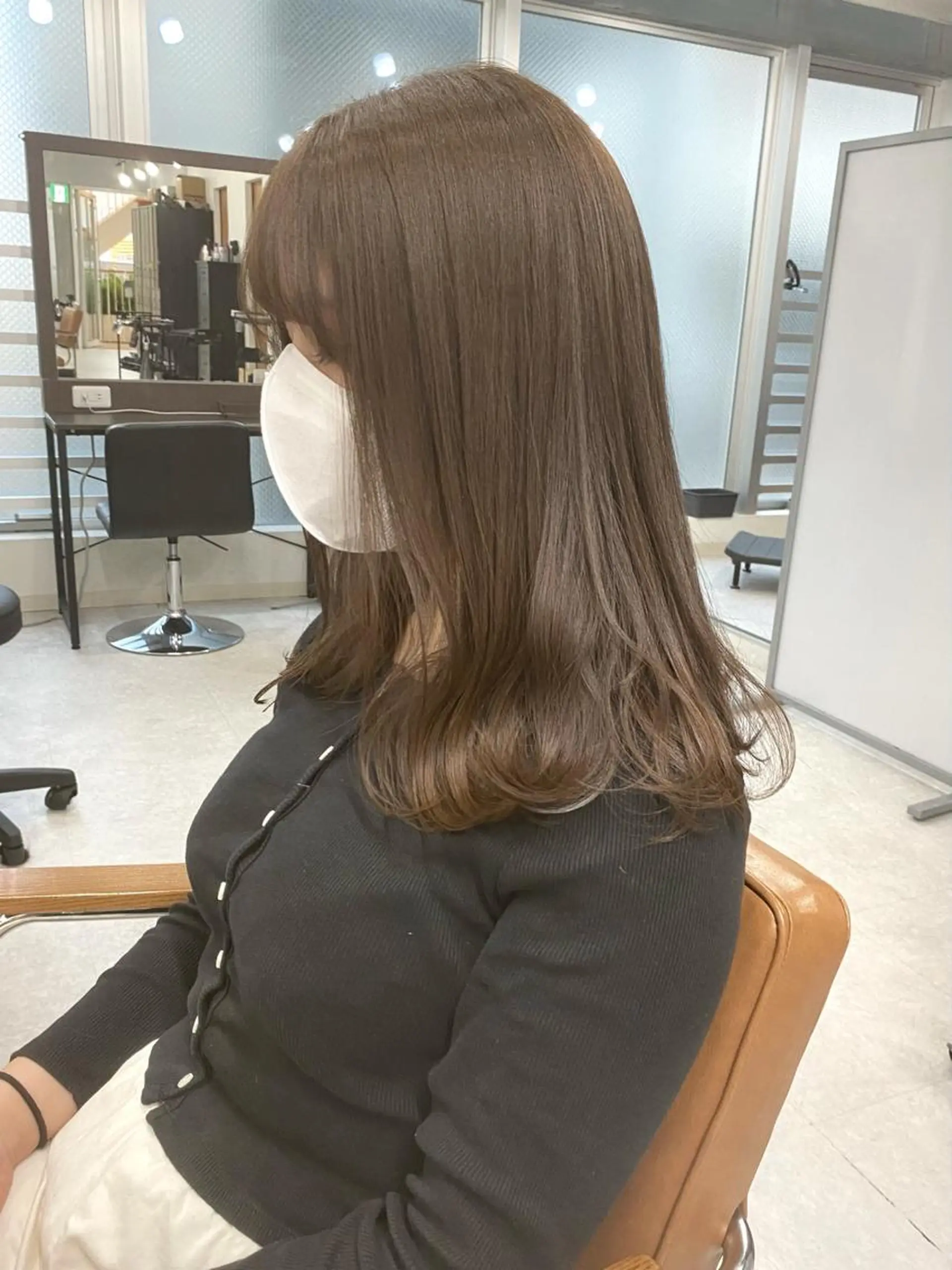 ミディアム カラー ヘアアレンジ 🌷FUKA🌷 まろやかハイトーンのヘアスタイル