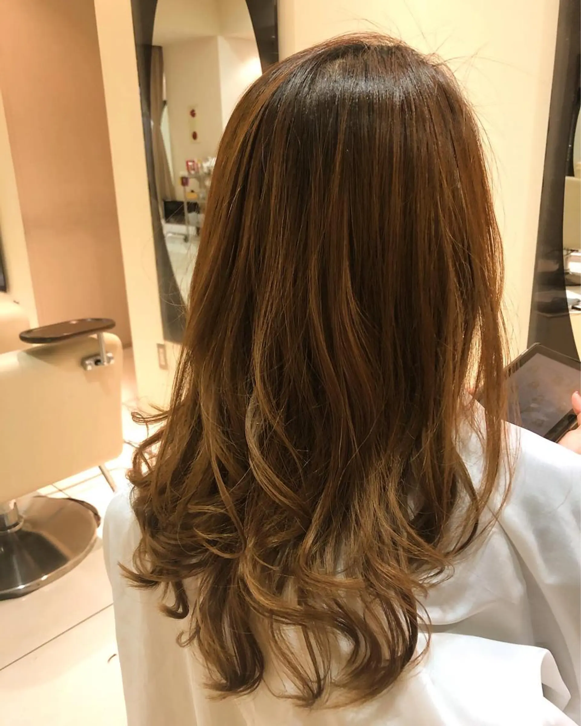セミロング カラー 坂元 智信のヘアスタイル