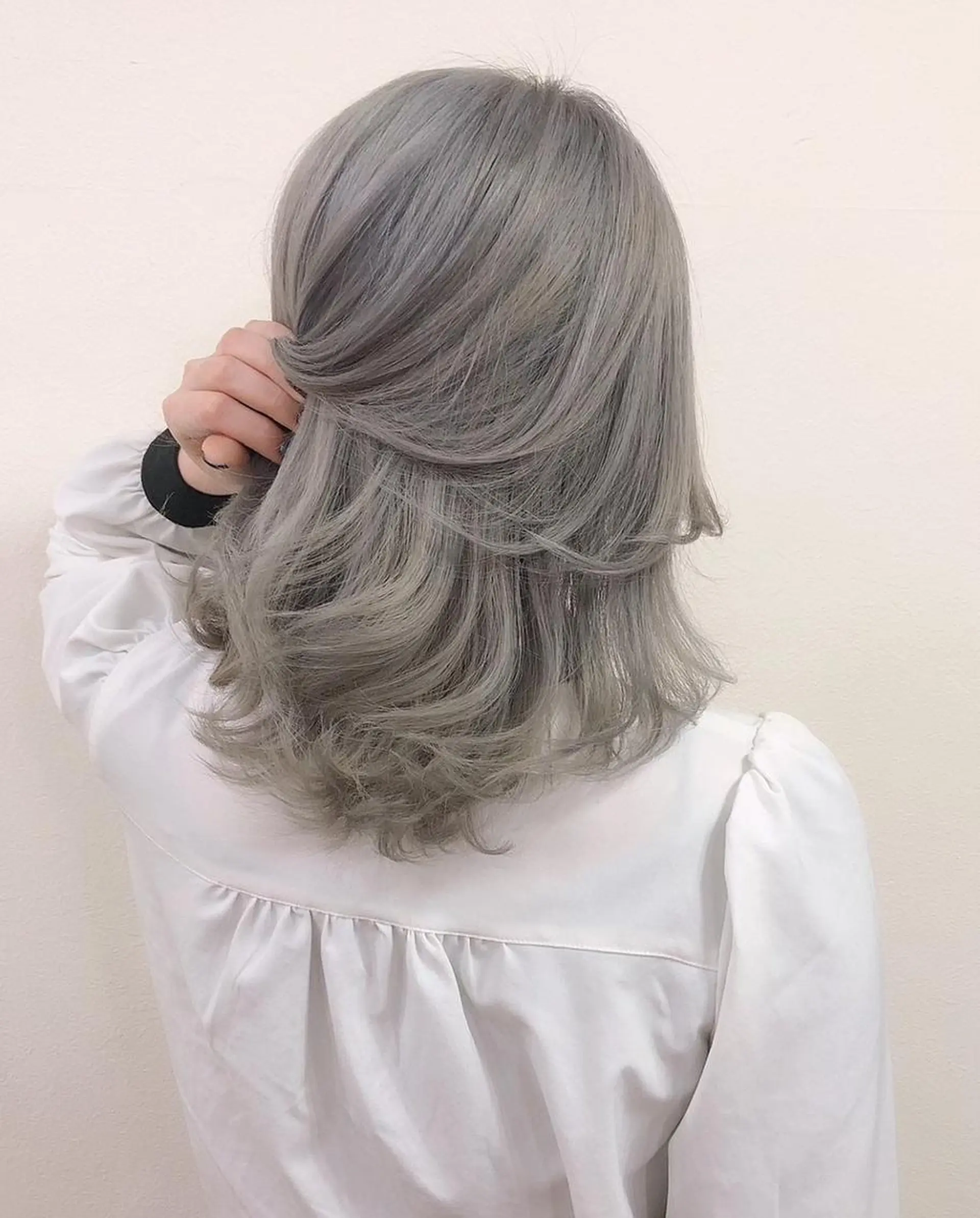 カラー 久屋４番徒歩2分/ ブリーチ・縮毛・谷崎のヘアスタイル