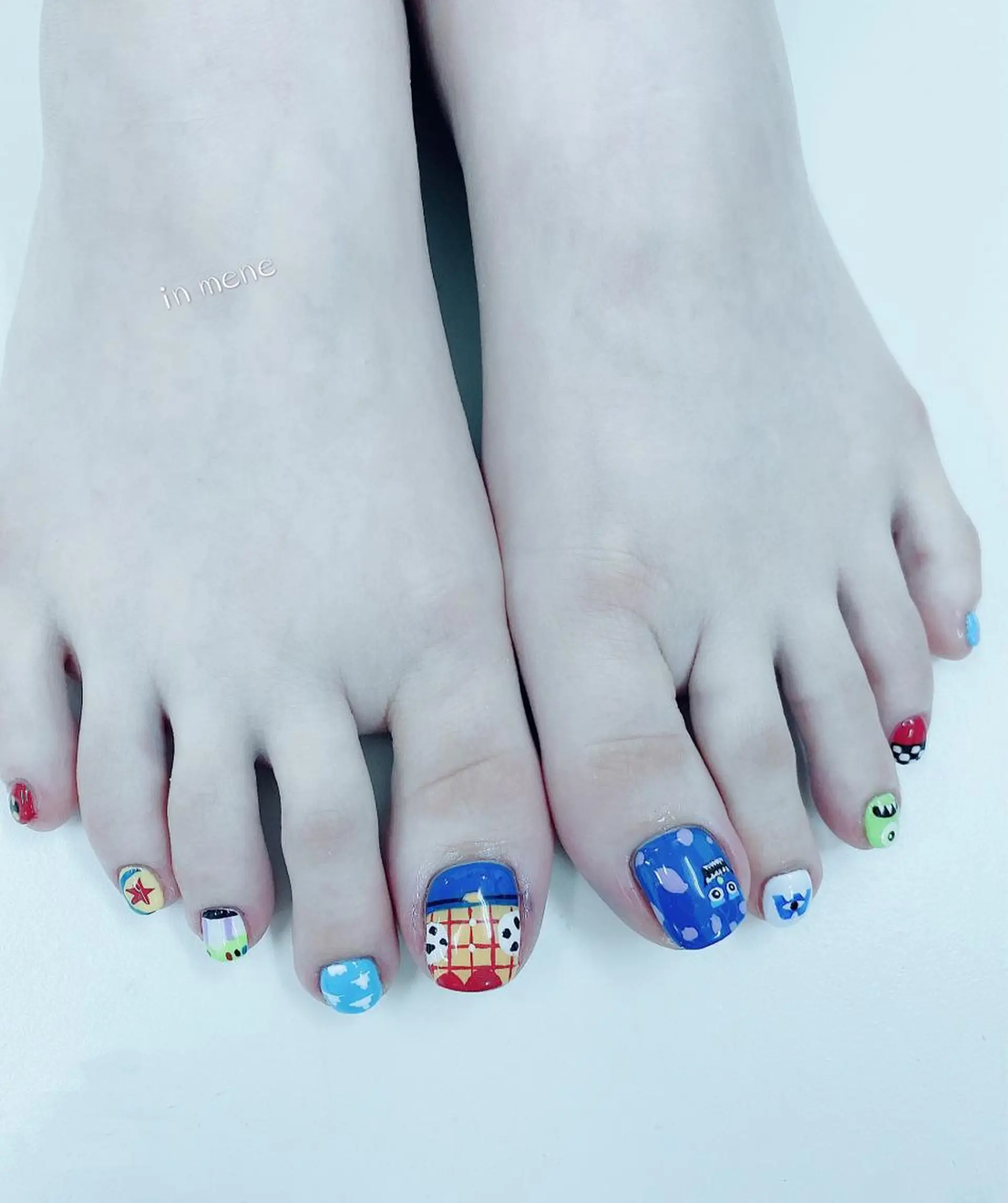 ネイル フットネイル IN MENE所属・IN MENEのネイルデザイン