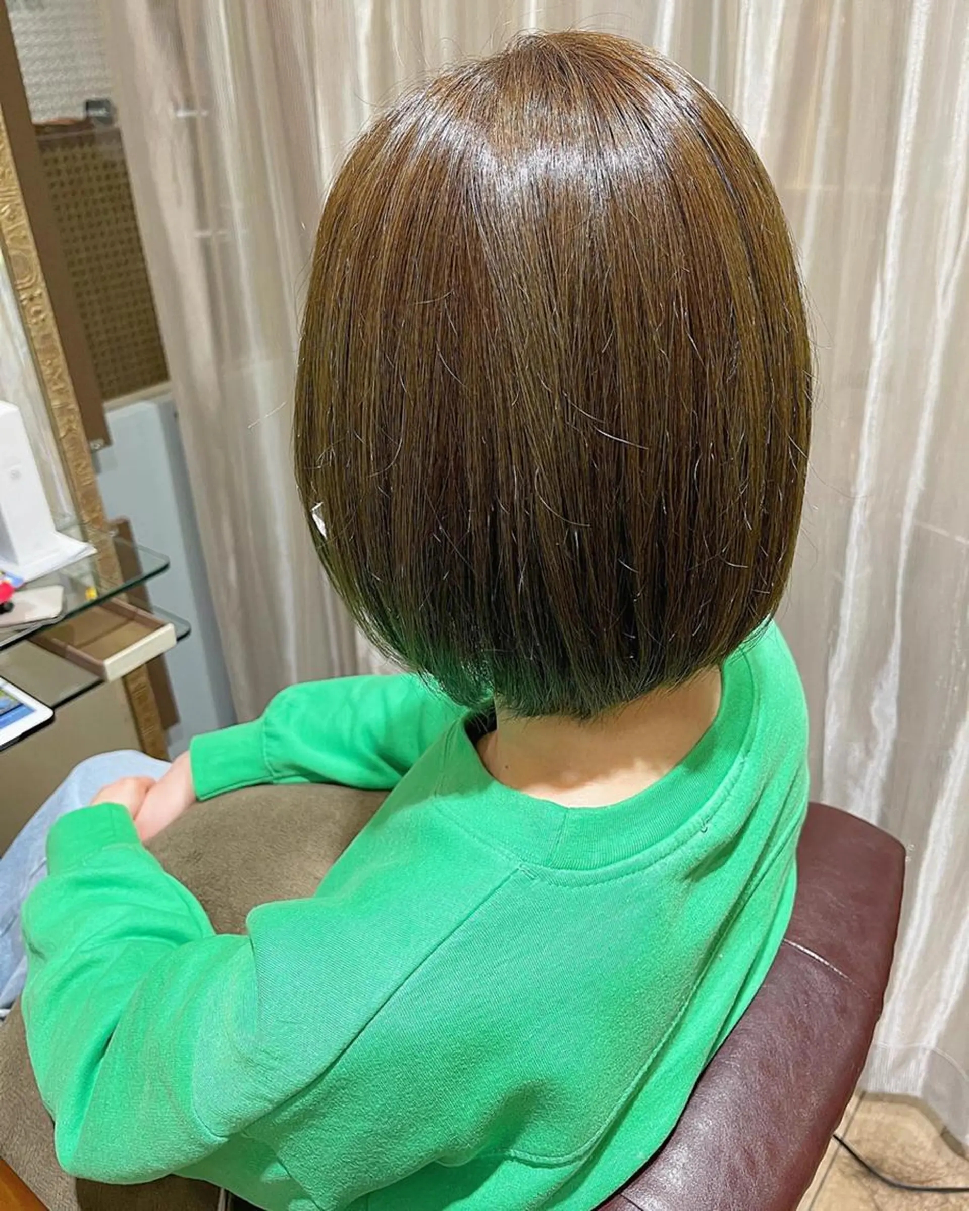 カラー ショートボブ アッシュ バレイヤージュ ミストバング ベージュカラー 🫧髪質改善艶カラー _マエダ 🫧のヘアスタイル