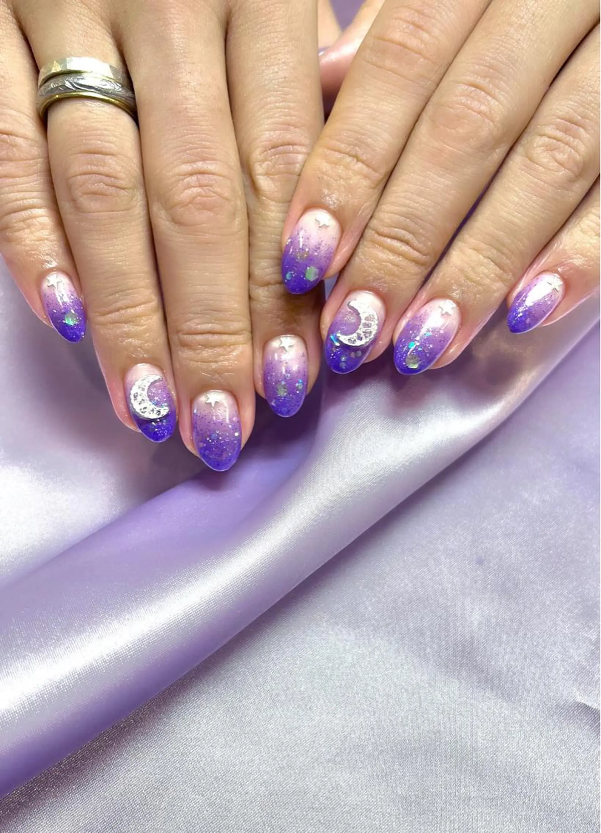 ネイル ガーリー グラデーション キラキラネイル ラメ(グリッター) ラメグラデーション ハンドネイル フットネイル Para Sol nail　Maoのネイルデザイン