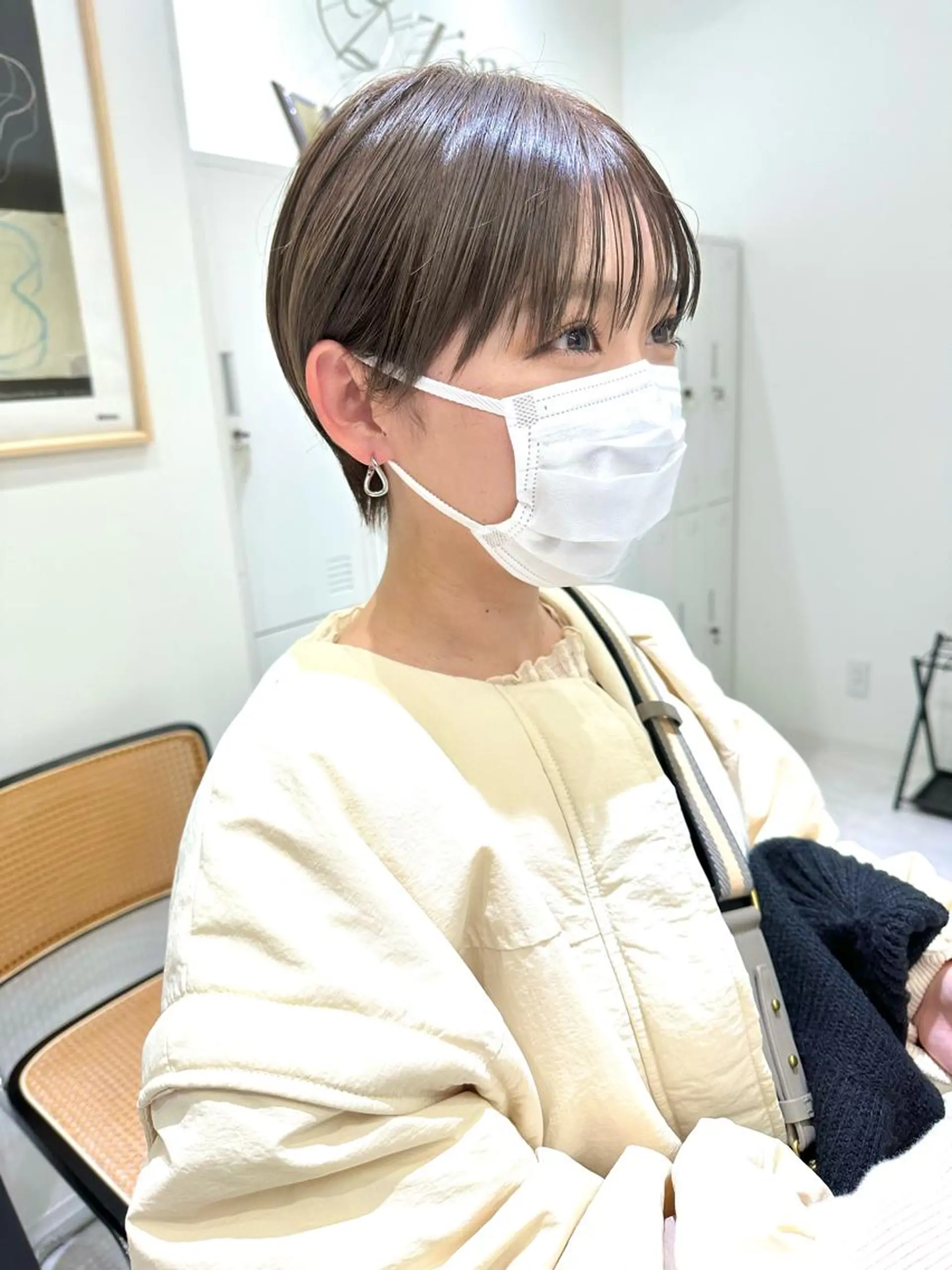 ショート カラー ベージュカラー オリーブベージュ ショートヘア カット ヘアカラー トリートメント レイヤー/ボブ/ 顔周り/yukinaのヘアスタイル