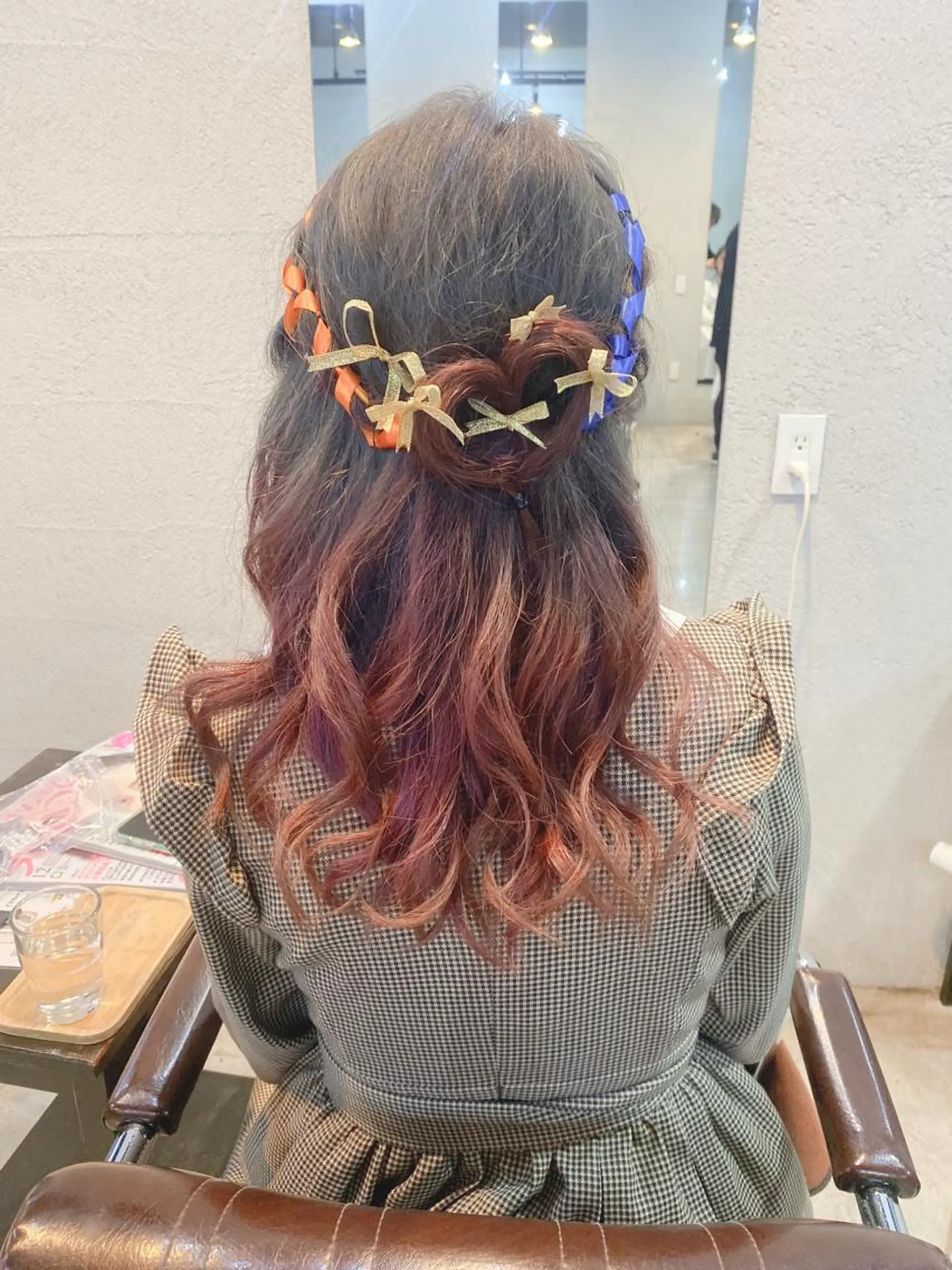 ロング カラー ヘアアレンジ グラデーションカラー ピンクカラー ヘアカラー 桜田 修未のヘアスタイル