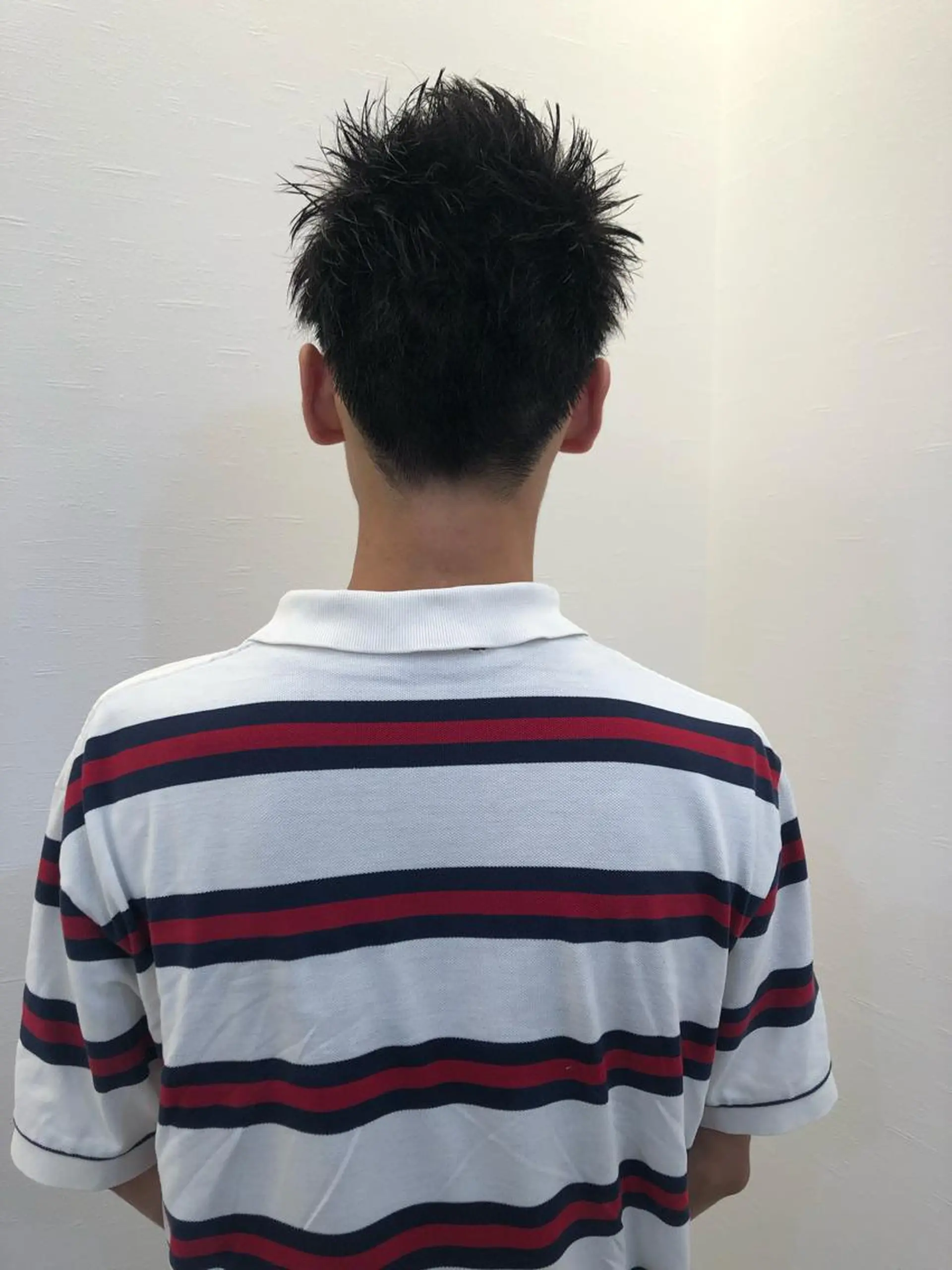メンズ ツノガイ エリのヘアスタイル