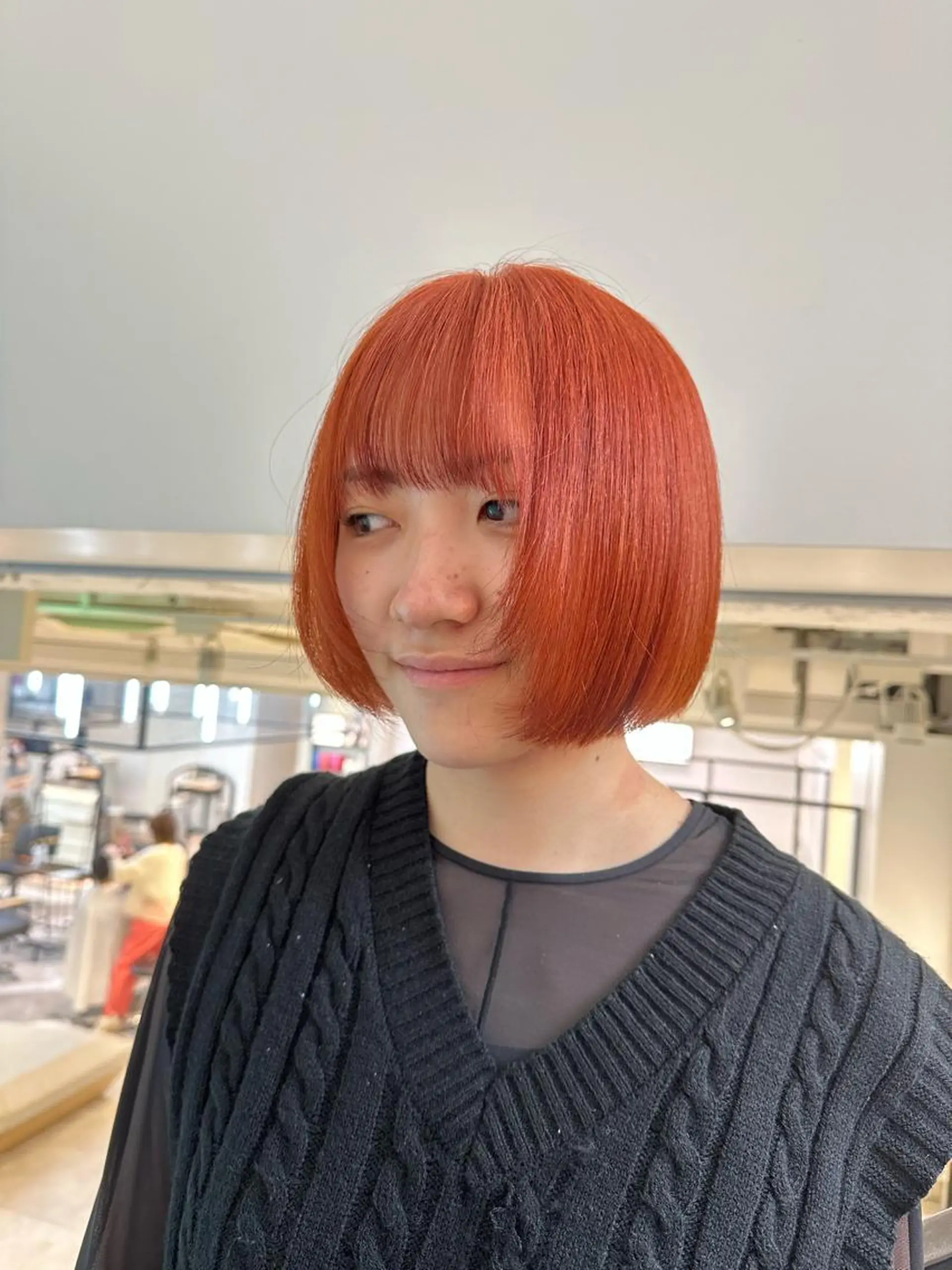 ショート カラー ヘアアレンジ オレンジ レッドカラー ハイトーン特化 pepe🎀のヘアスタイル