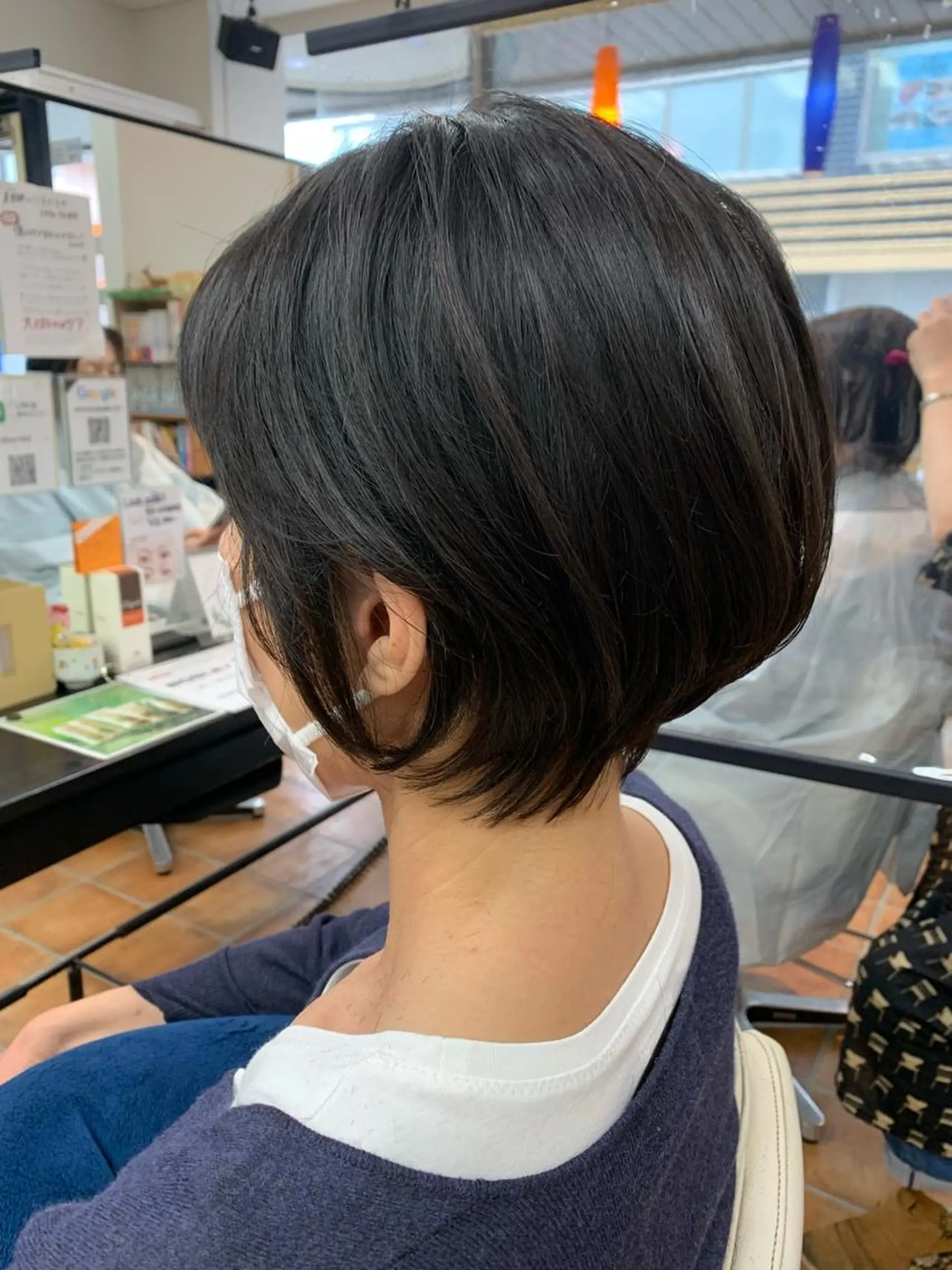 ショート フリーランス理美容師 いさかのヘアスタイル
