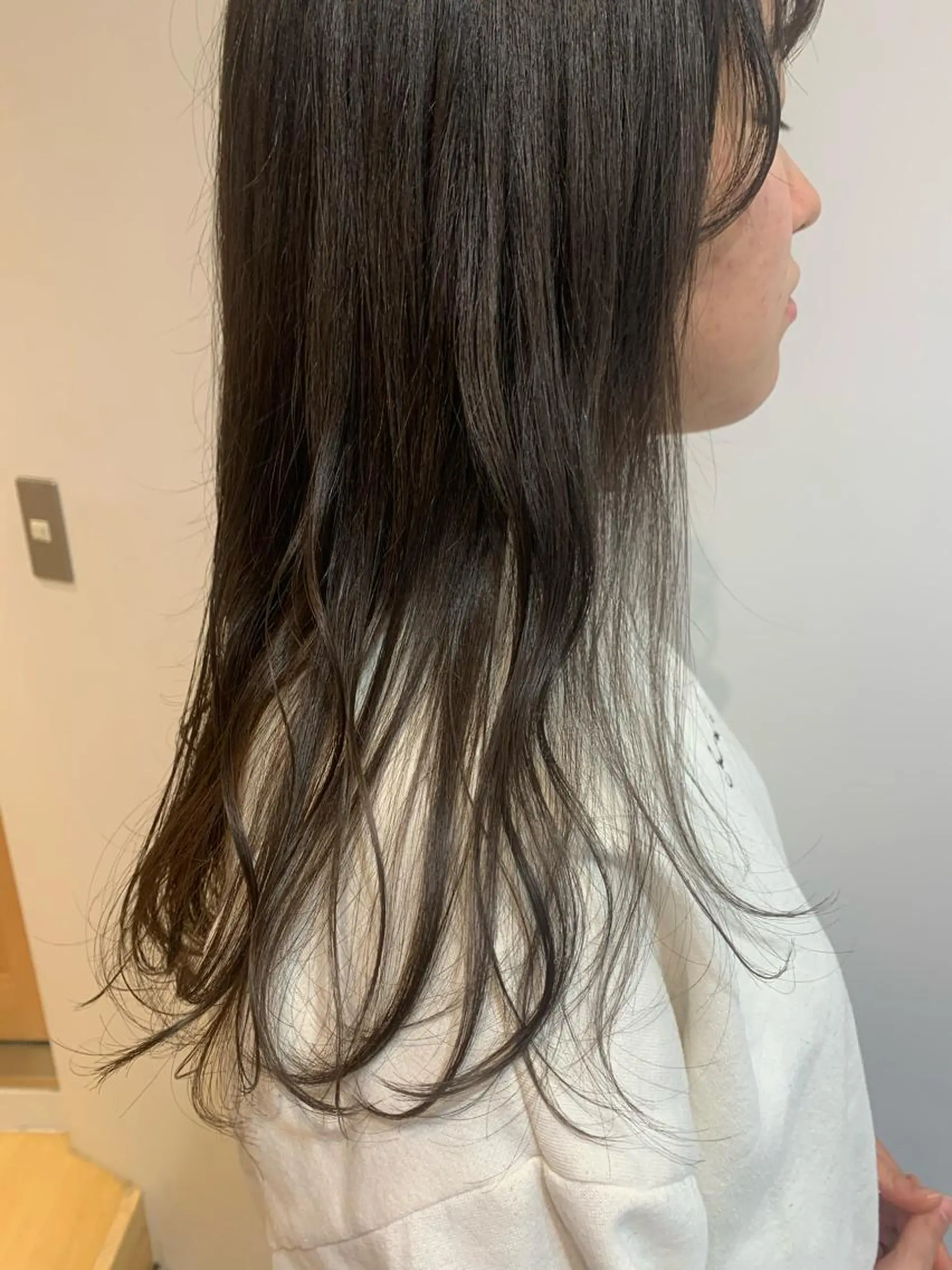 セミロング カラー グレージュ 名駅🦢大人艶カラー 🪽カミヤアカネのヘアスタイル