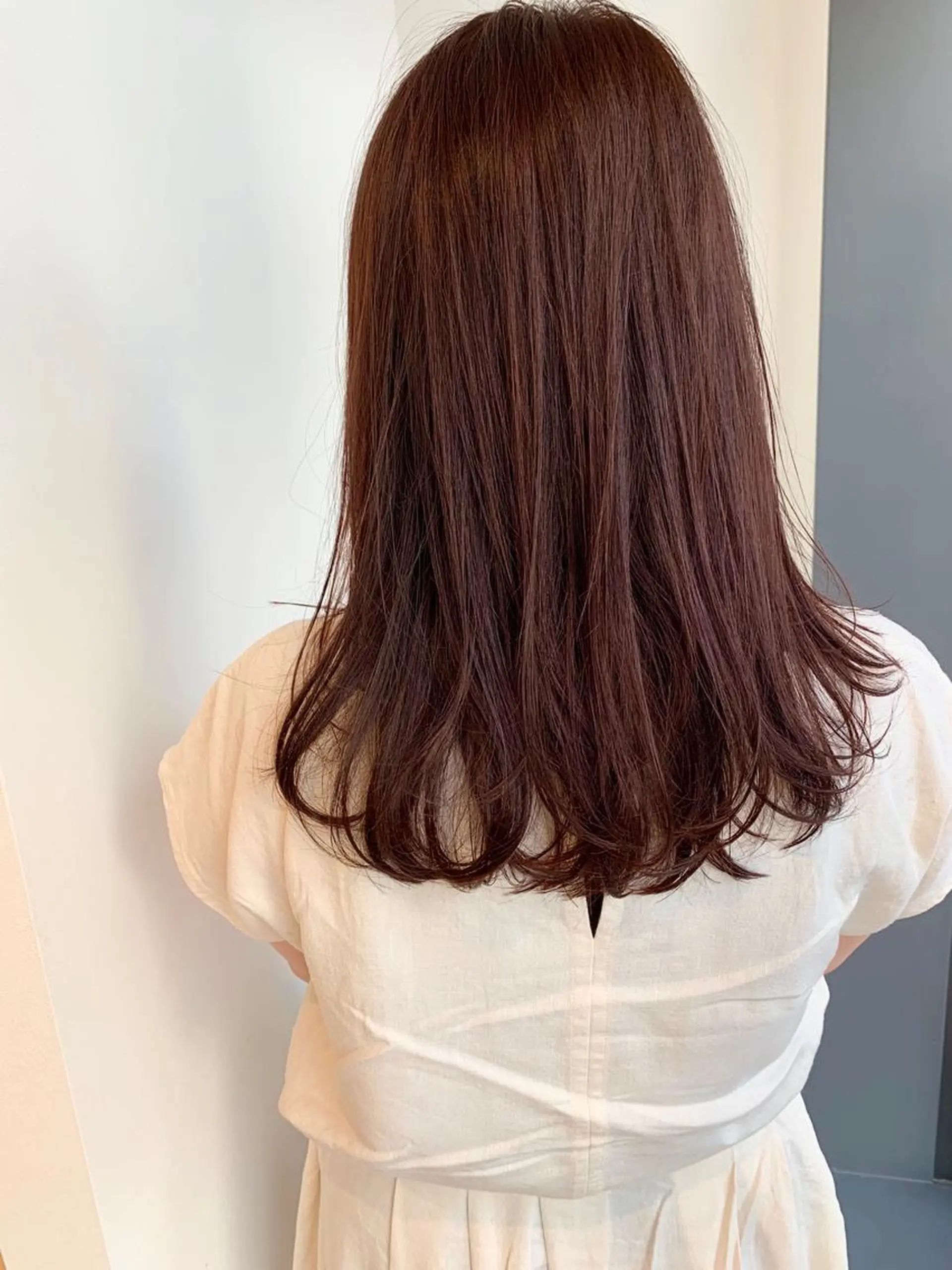 セミロング カット講師 久保匠のヘアスタイル