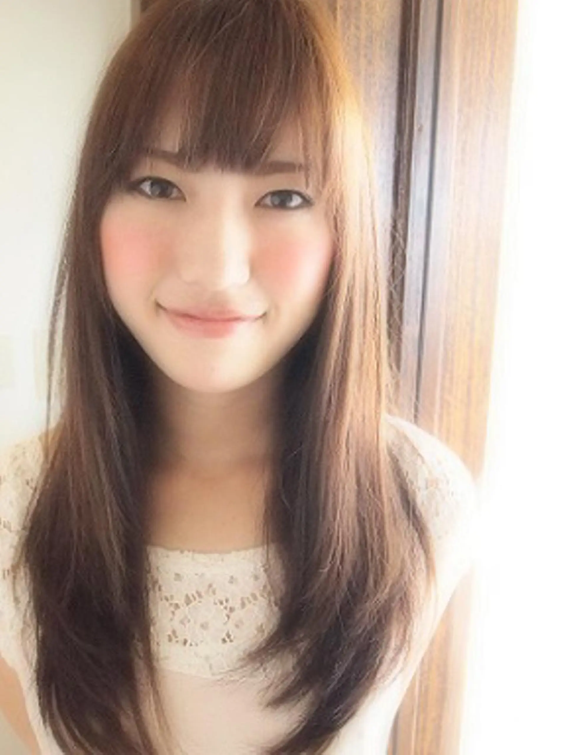 ミディアム カラー イルミナカラー カット ヘアカラー grand juteのヘアスタイル