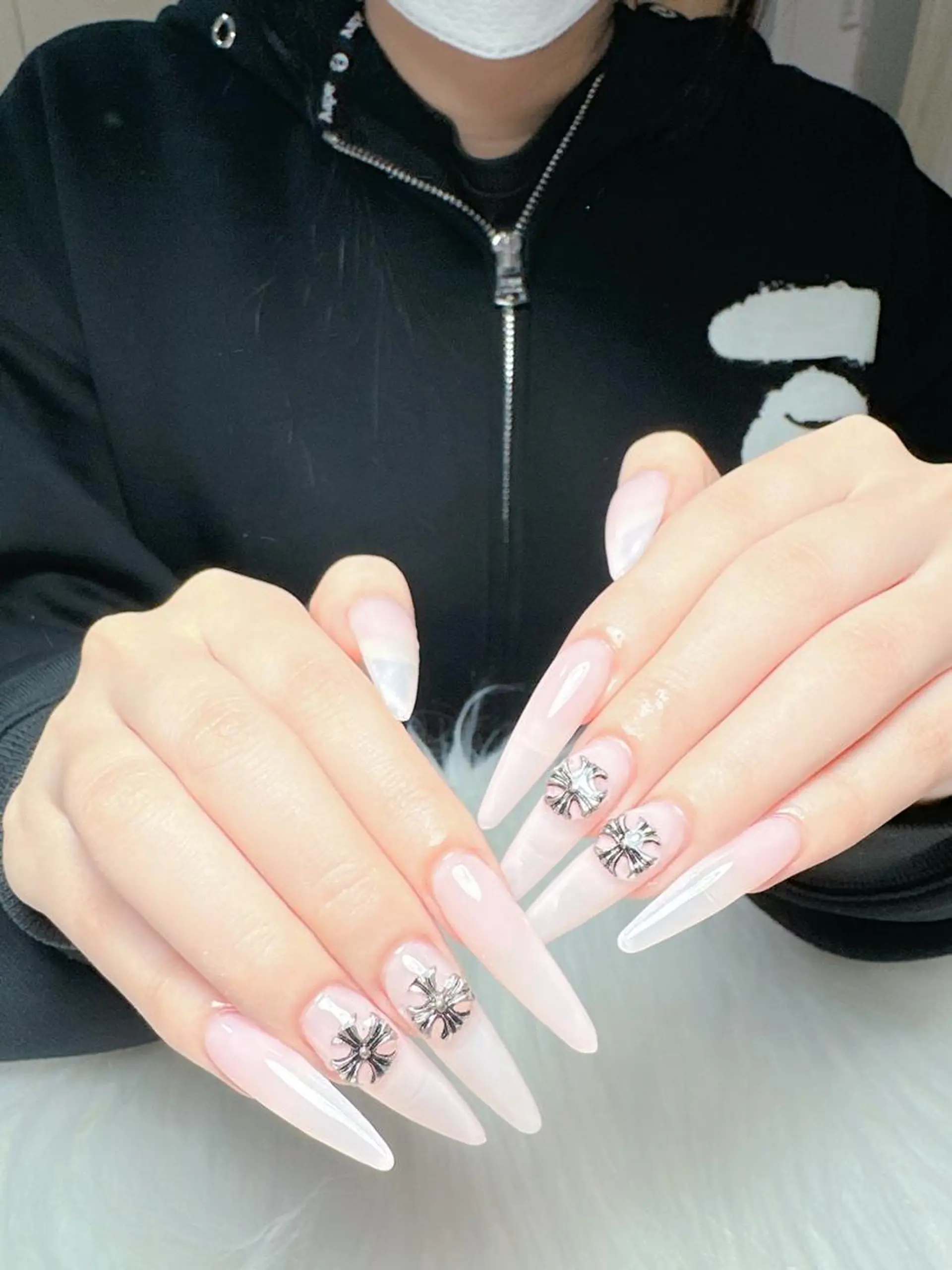 ネイル MiKi Nai池袋 長さだし得意のネイルデザイン