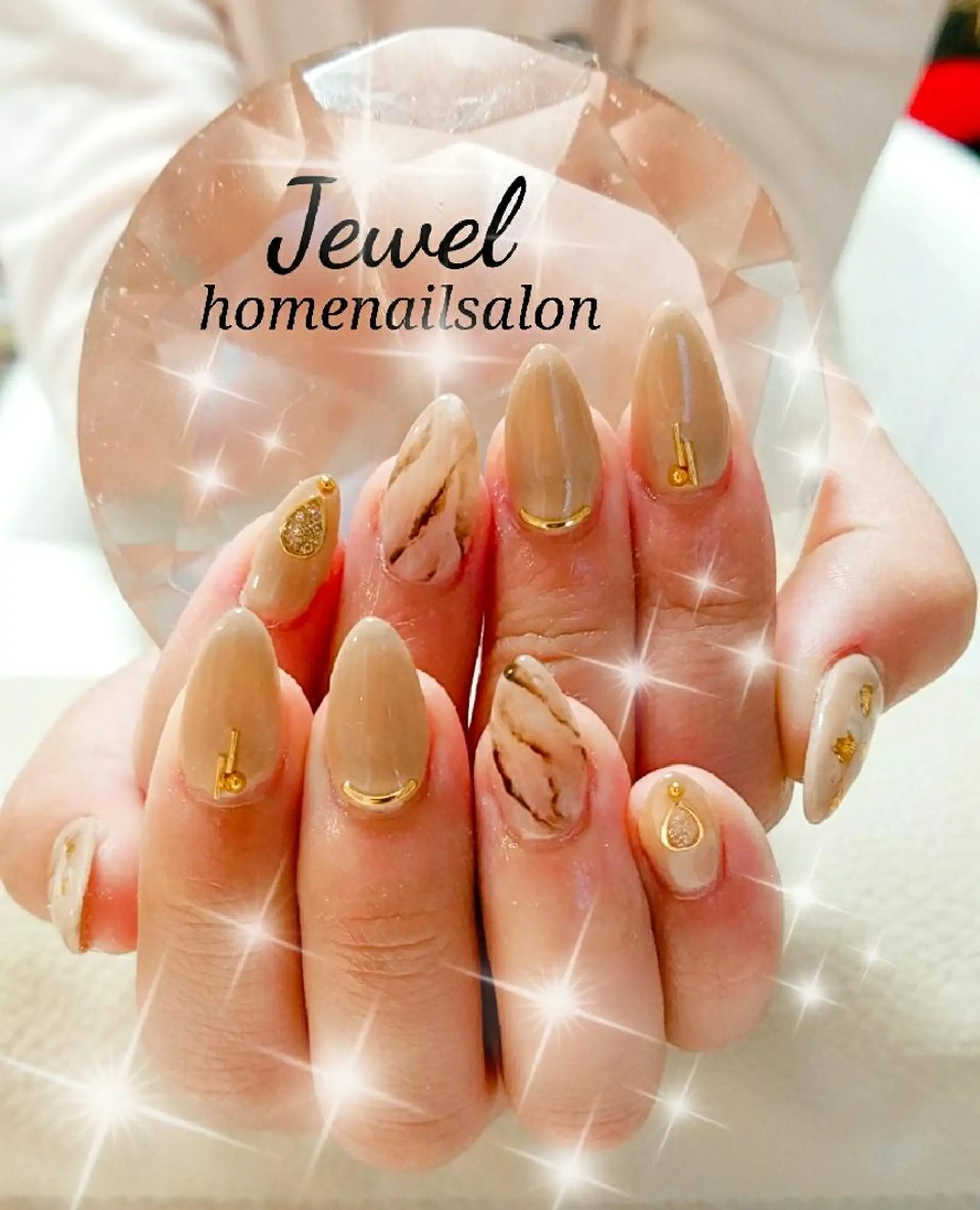 ネイル ＪＥＷＥＬ ＮＡＩＬのネイルデザイン