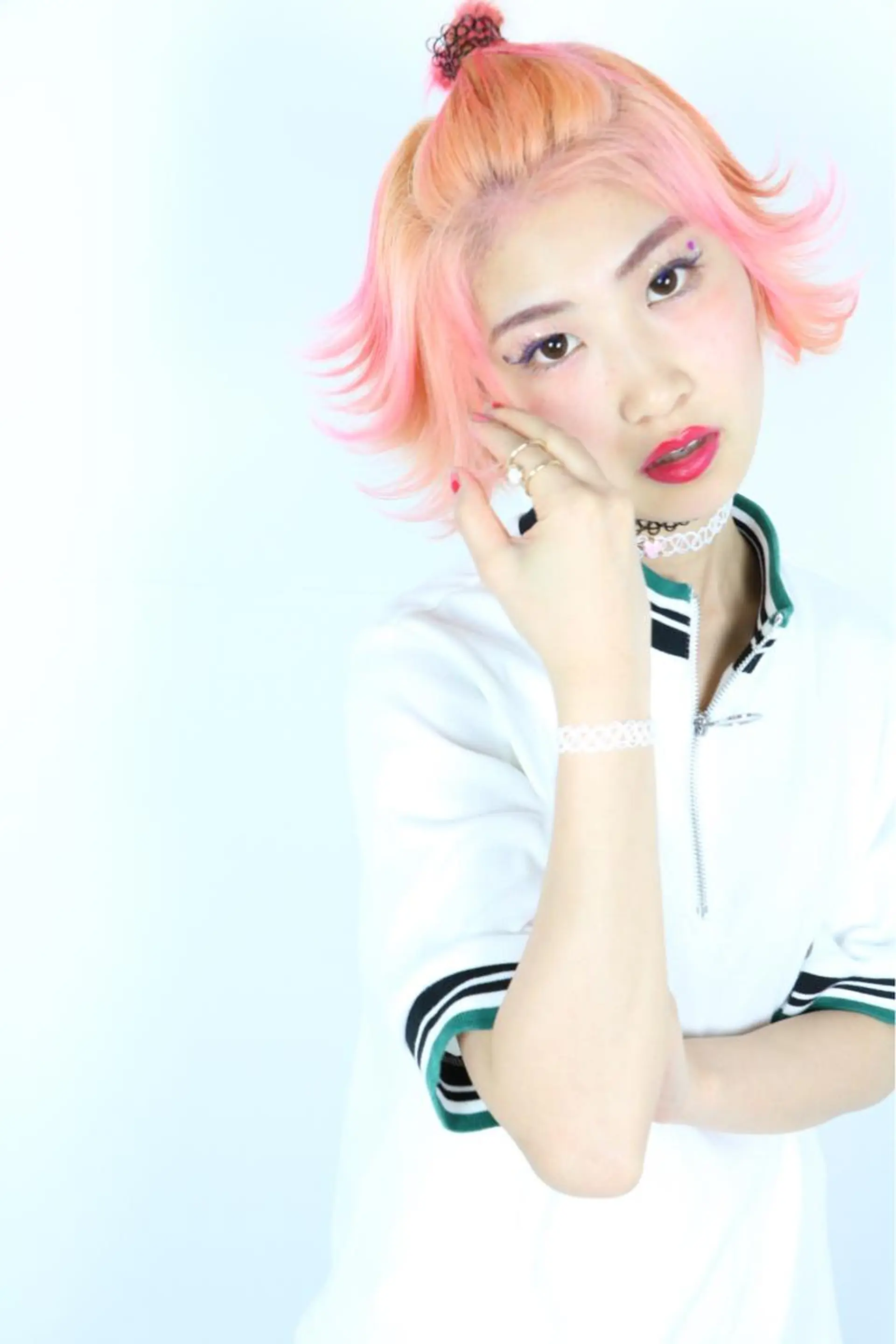 ショート カラー パーマ ヘアアレンジ ピンクカラー ハイトーン特化🤍 浦住のヘアスタイル