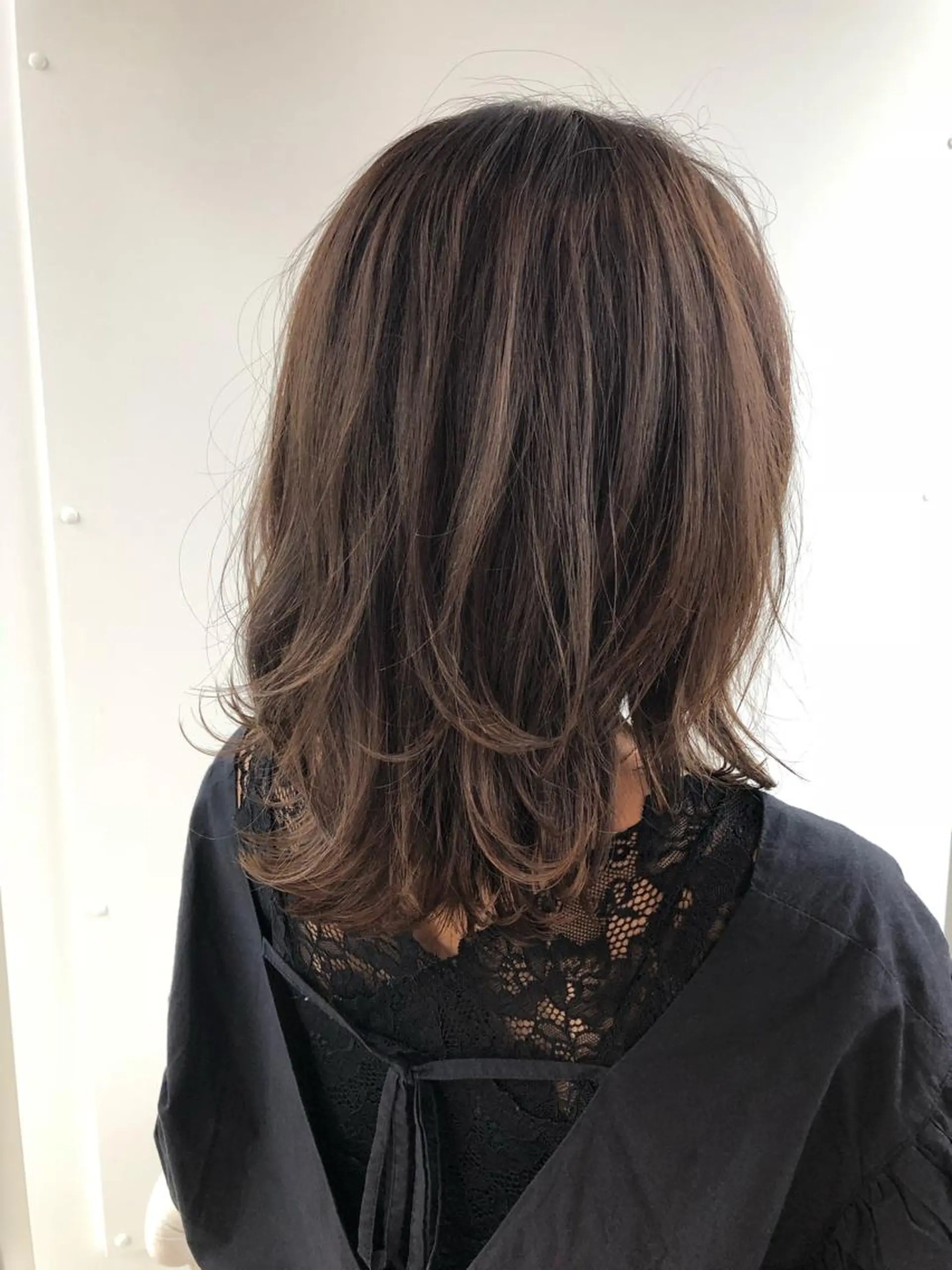 セミロング カラー レイヤーカット✂️ 横浜No1♡下鳥翔子のヘアスタイル