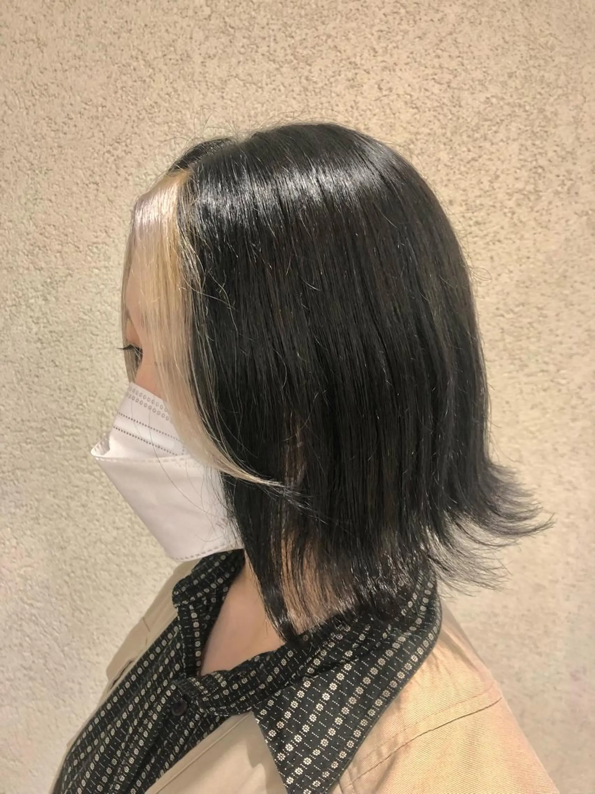 ショート ミストバング ヘアカラー 阿部 美咲のヘアスタイル