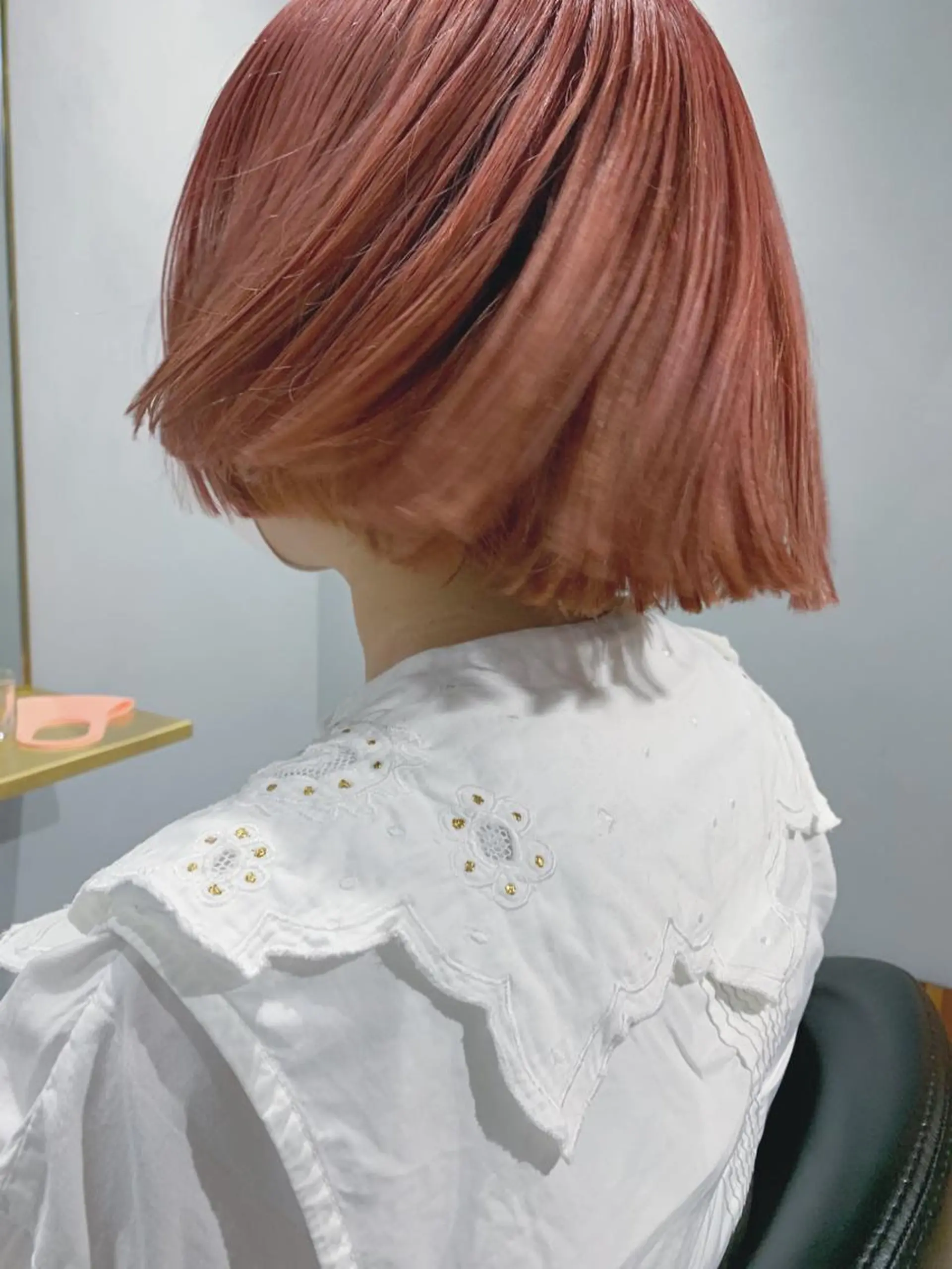 ショート カラー ボブパーマコテ巻き風 パーマNo1深江秀平のヘアスタイル