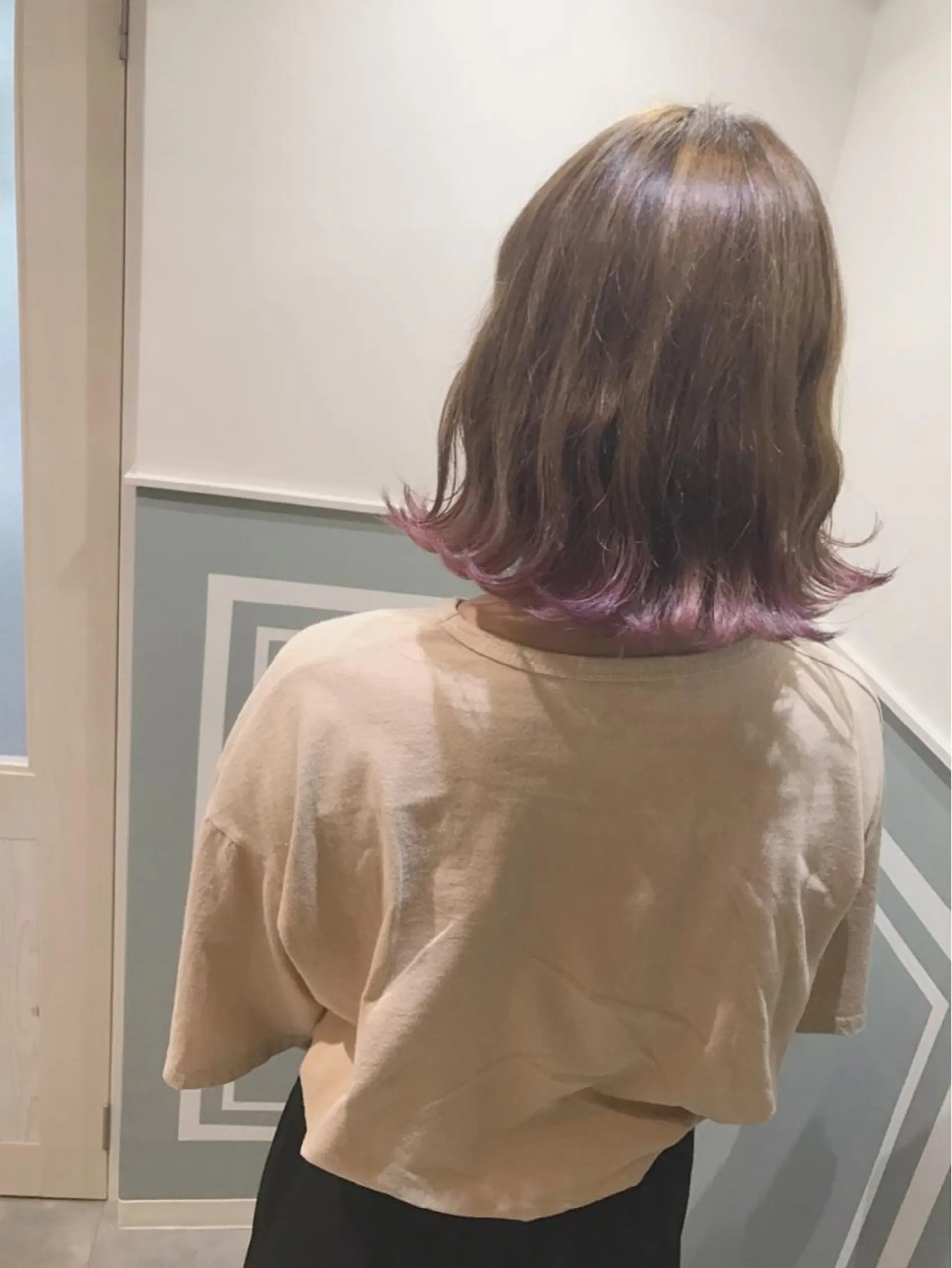 ミディアム カラー ヤマナカ エリカのヘアスタイル