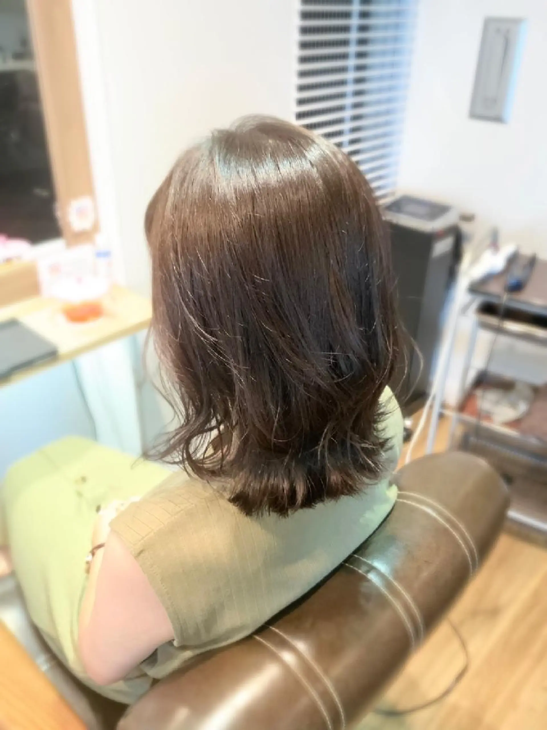 カラー グレージュ 堀 望美のヘアスタイル