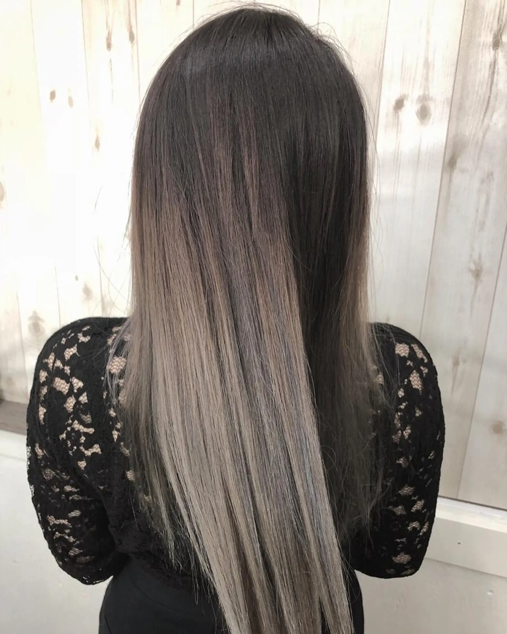 ロング カラー グレージュ ヘアカラー PSY(サイ)所属・PSY(サイ)池袋 金田尚久🎨のヘアスタイル