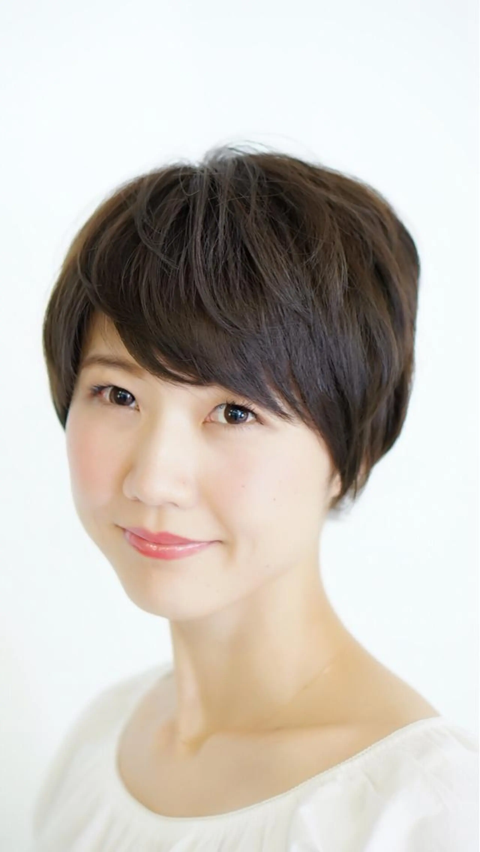 ショート アッシュ 森田 優也のヘアスタイル