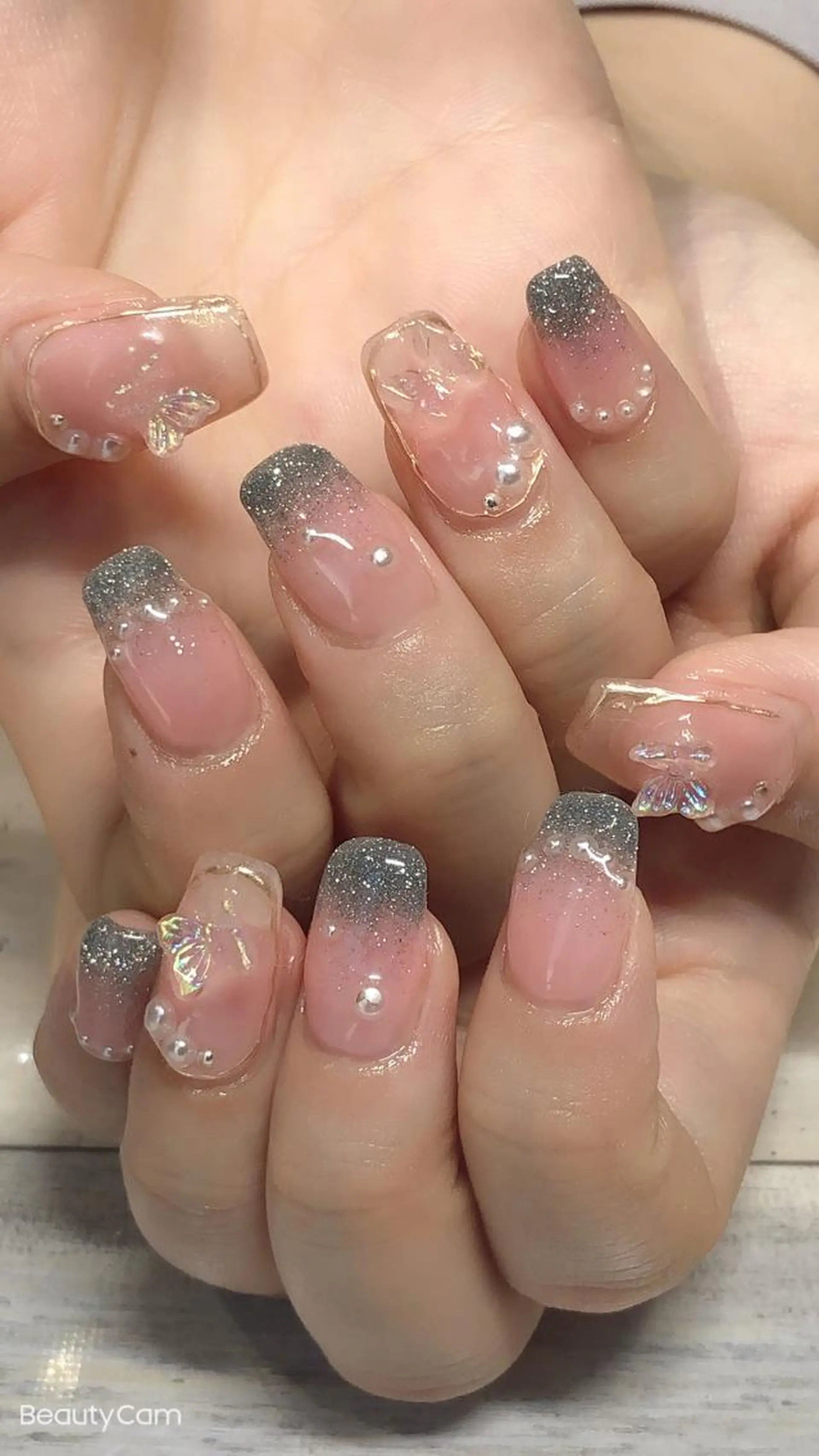 ネイル ✨アン ミユ✨のネイルデザイン