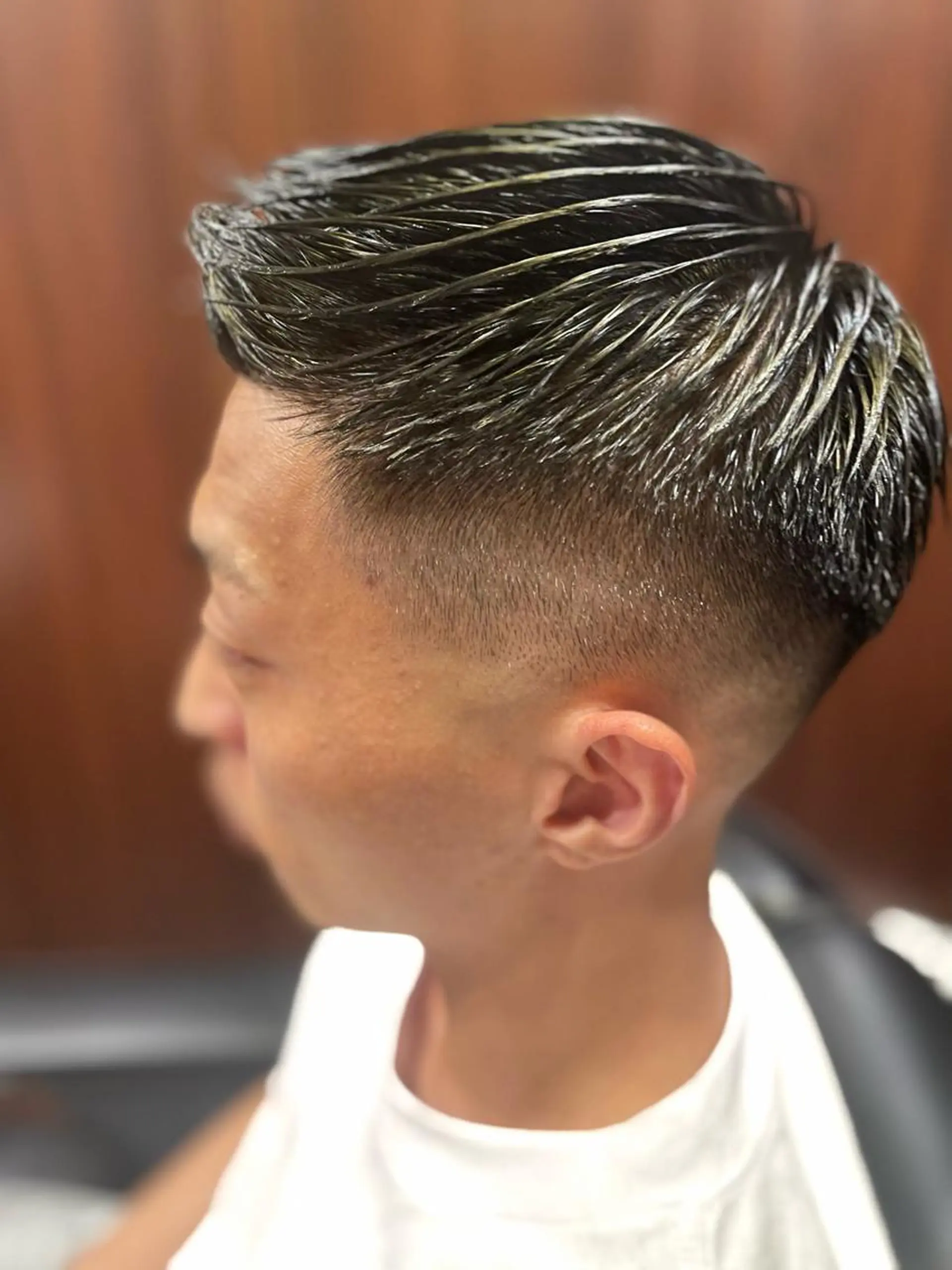 ショート メンズ 海老原 コウのヘアスタイル