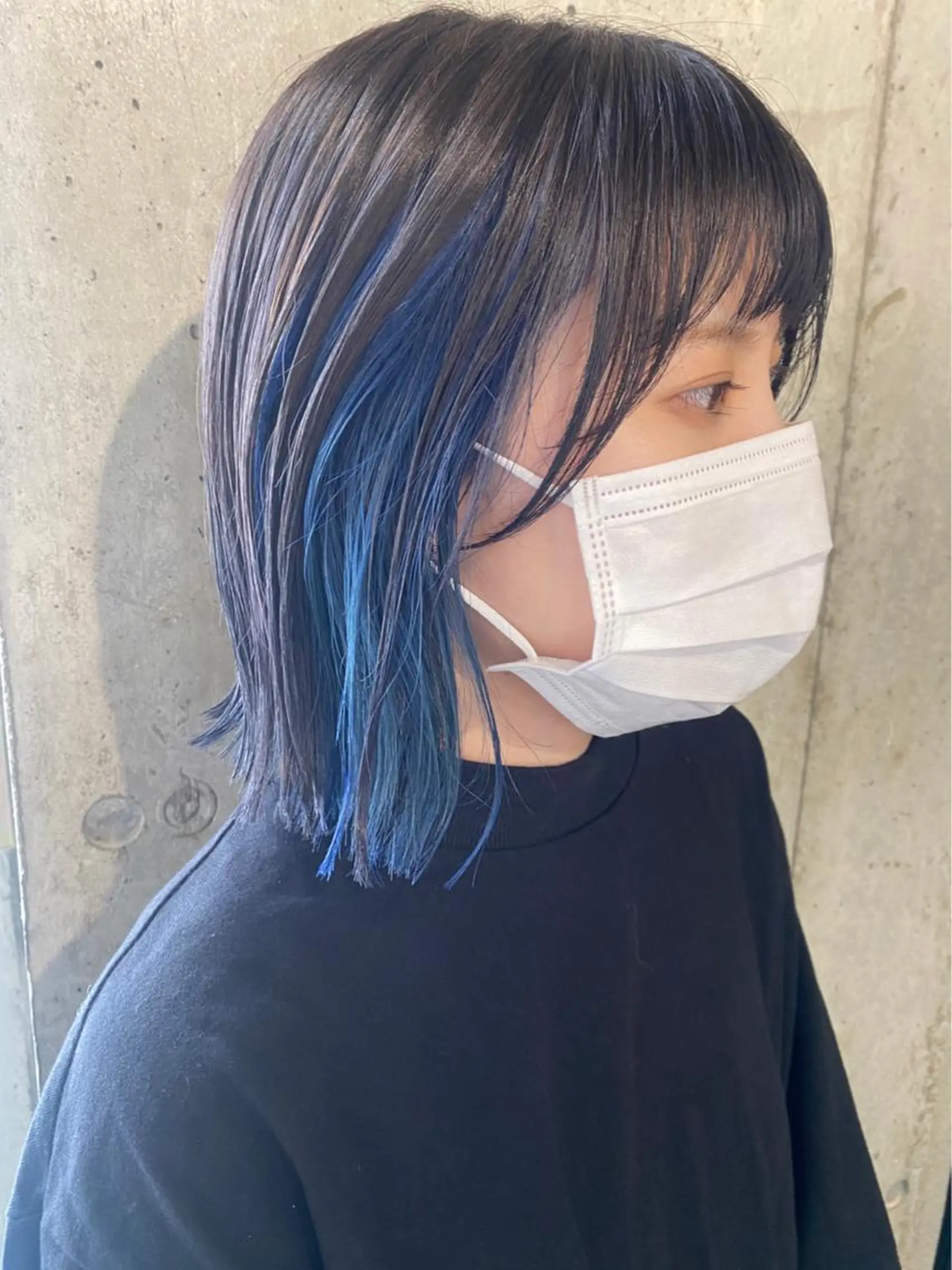 ショート カラー ヘアアレンジ ブルーカラー lani ブリーチ /ダブルカラーのヘアスタイル