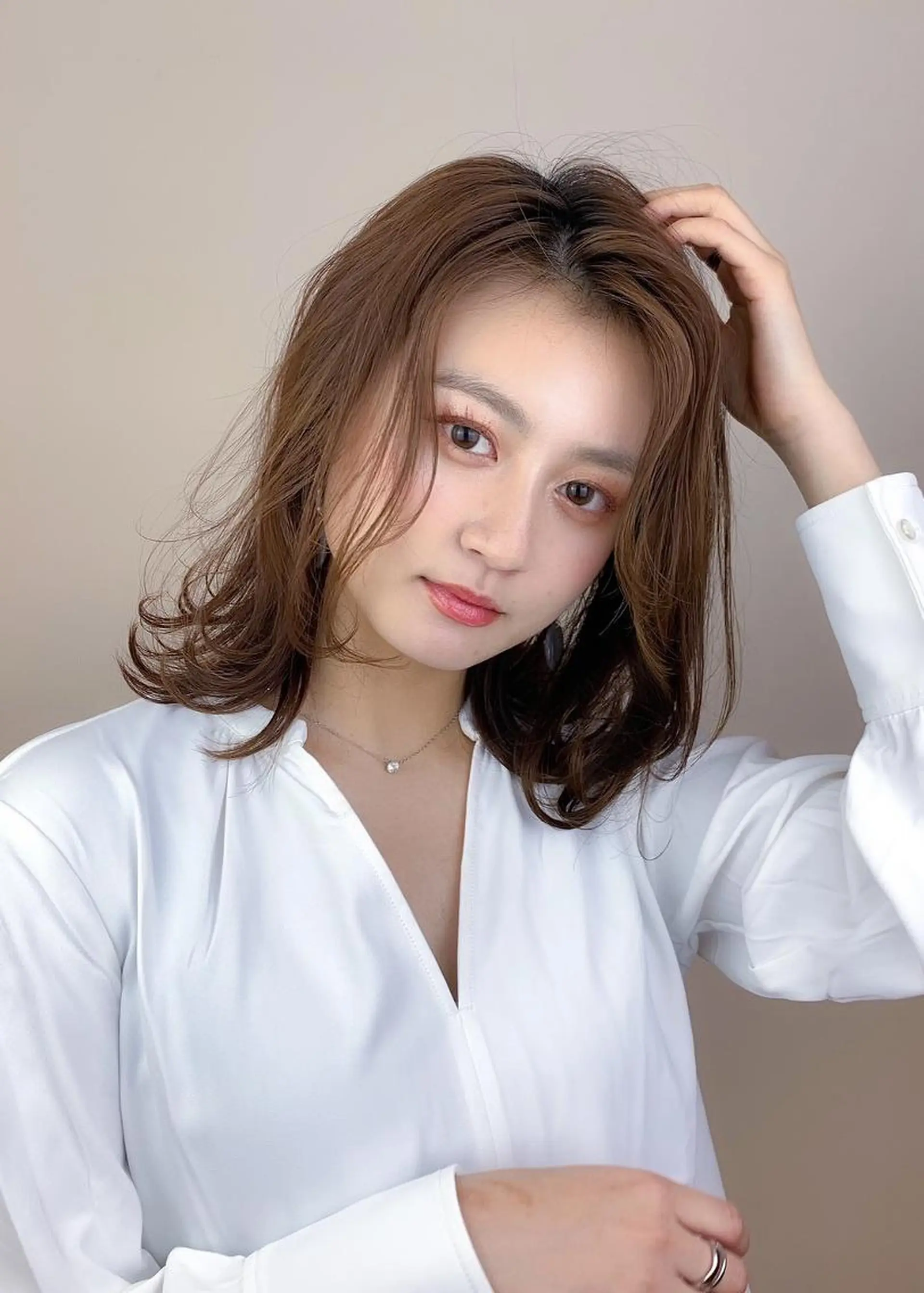 ミディアム ミディアムレイヤー ミディアムパーマ ボブ くびれヘア 顔まわりレイヤー 髪質改善✨艶髪✨ レイヤーカット 田畑のヘアスタイル