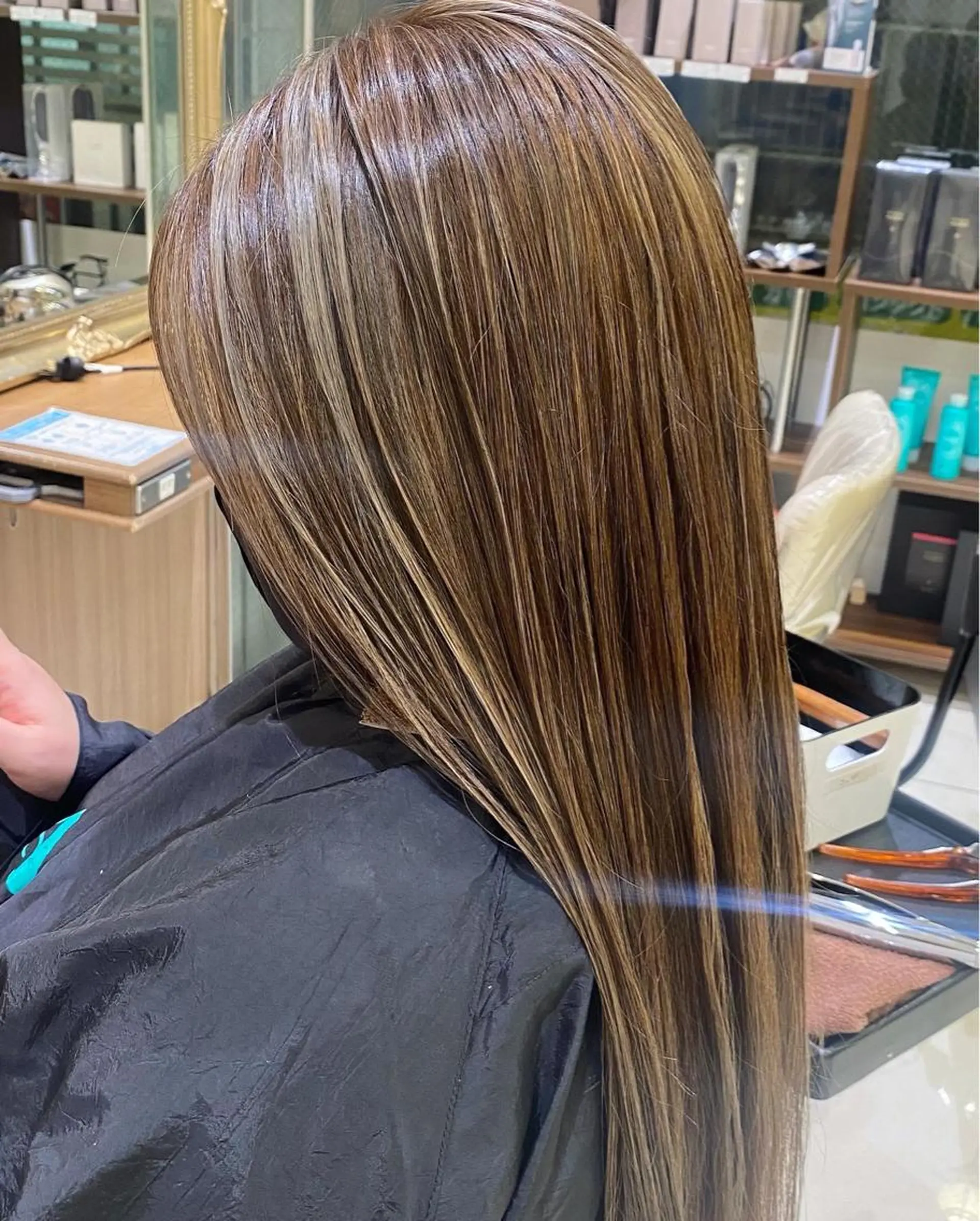 ロング カラー 古川 琴美のヘアスタイル