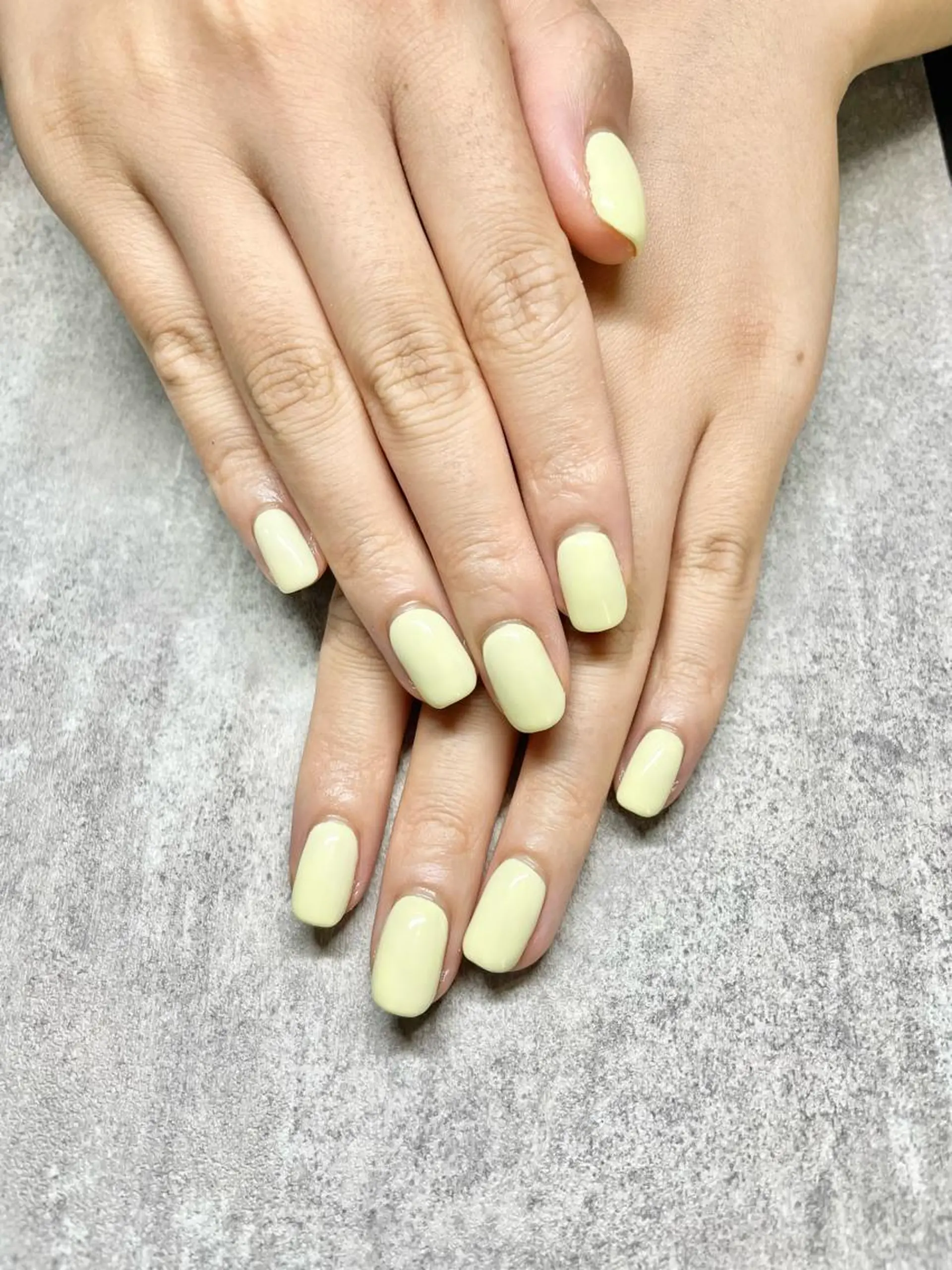 ネイル マグネットネイル ミラーネイル ニュアンスネイル ワンカラーネイル 春ネイル ハンドネイル amati_nail TAKAKOのネイルデザイン