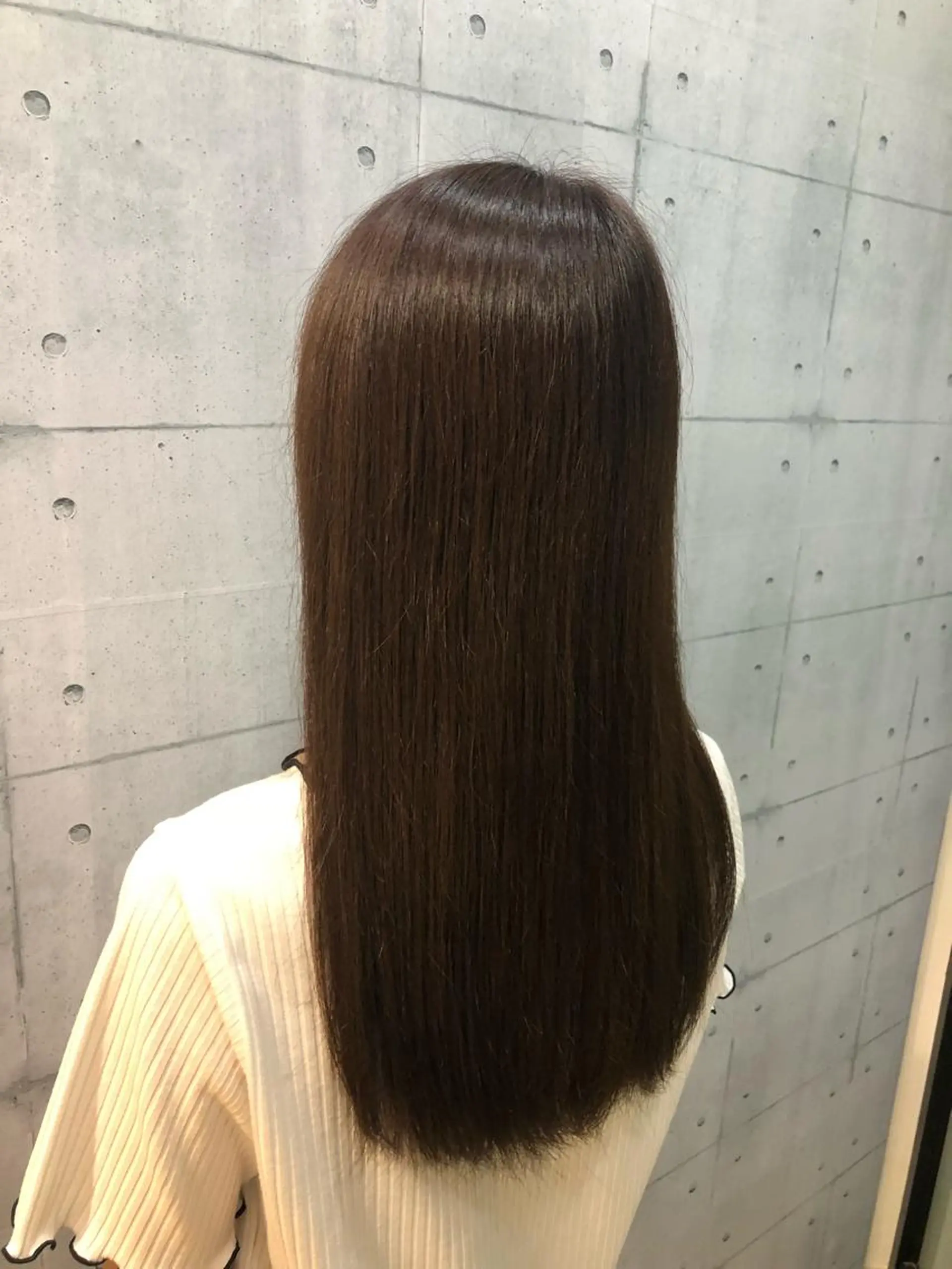 ロング カラー アッシュ バイオレットカラー バイオレットアッシュ ヘアカラー トリートメント 金沢 広美のヘアスタイル