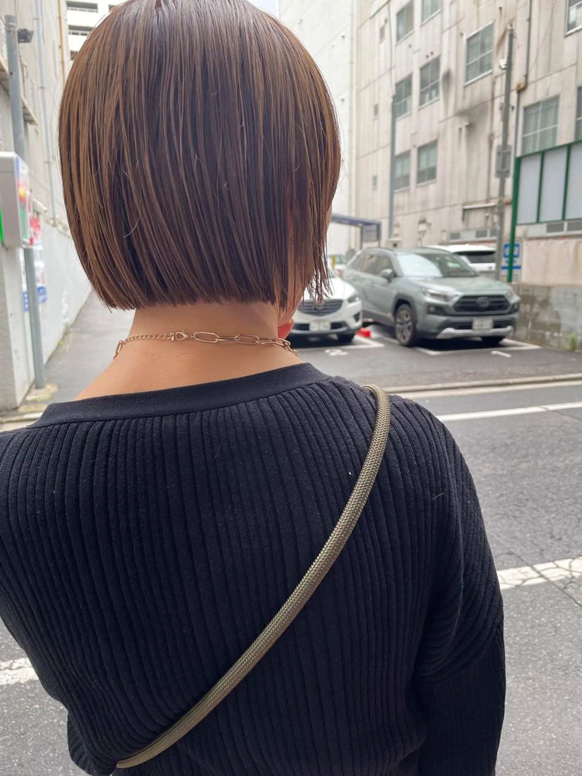 ショート ボブ カット ヘアカラー トリートメント さの あやねのヘアスタイル