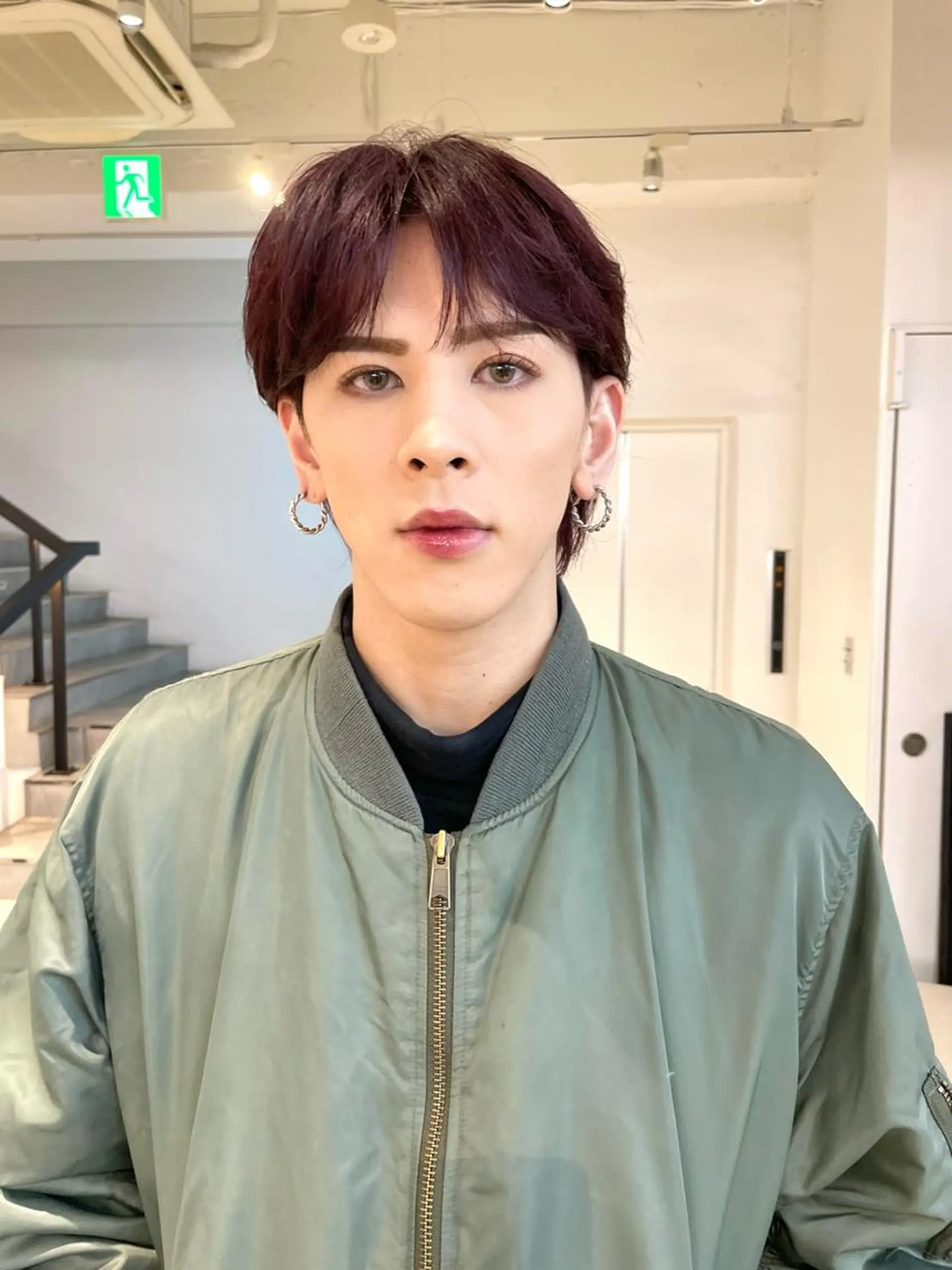 ショート カラー メンズ 🇰🇷カルマパーマ kaito🇰🇷のヘアスタイル