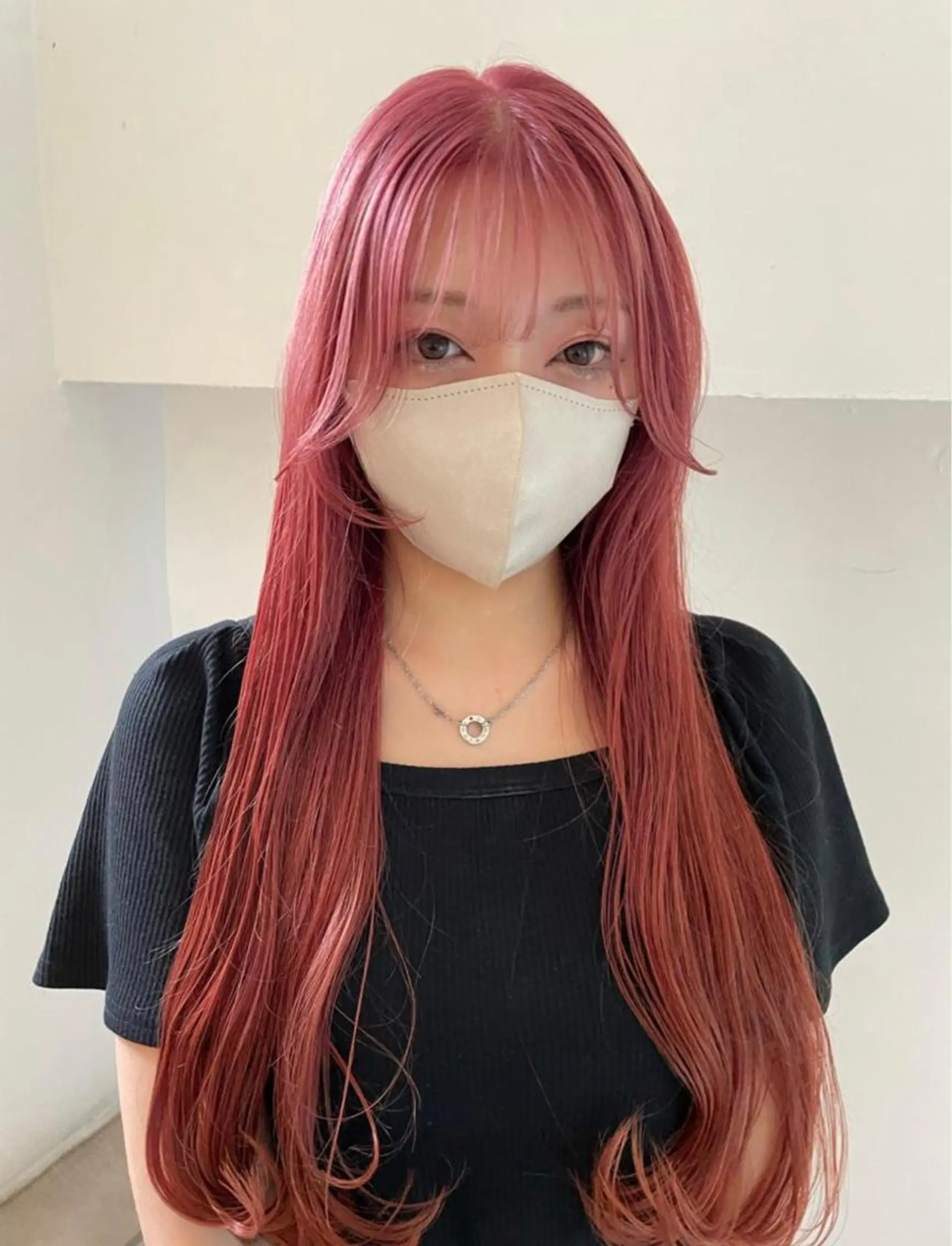 ロング カラー ベージュカラー 黒髪 ブリーチ ブルーカラー ブルーブラック ヘアカラー 韓国レイヤー🇰🇷 🤍🎀honokaのヘアスタイル