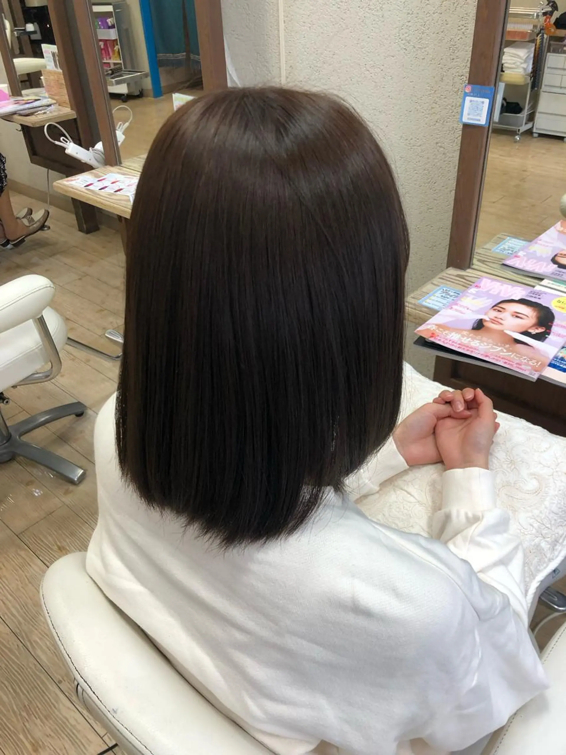 ミディアム カット トリートメント 阿部 美咲のヘアスタイル